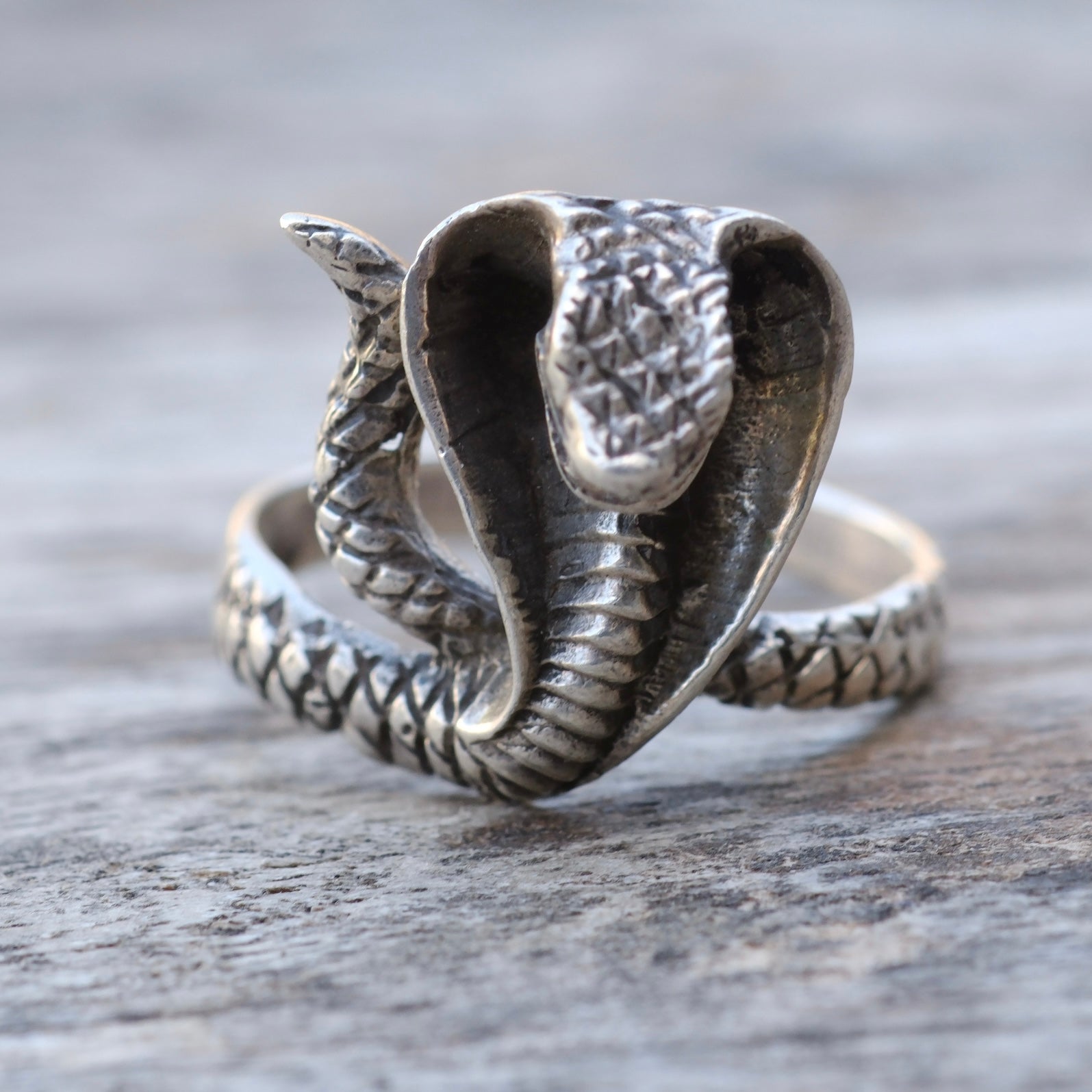 Vintage Sterling Silver Cobra Ring 13.25