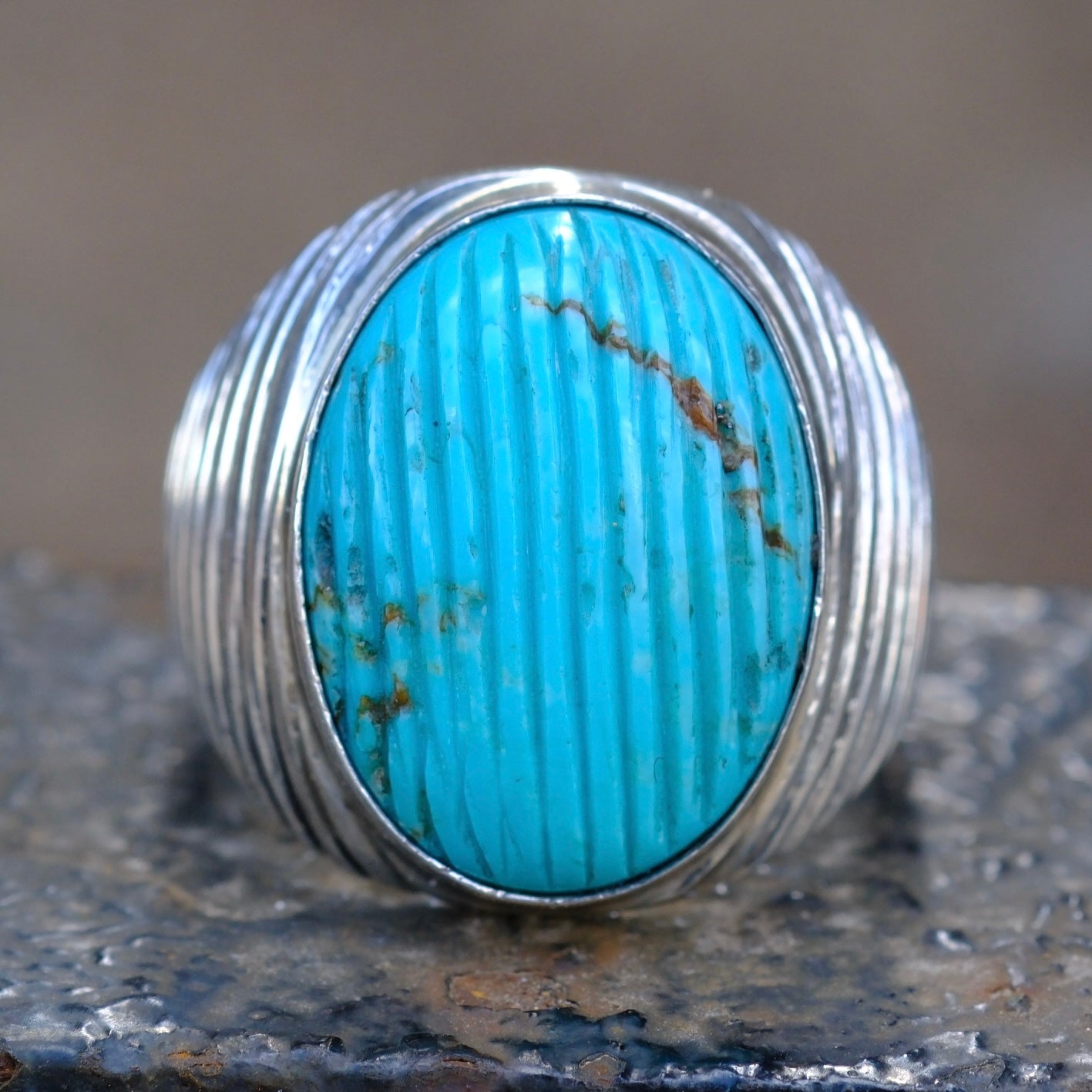 Vintage Sterling Carved Turquoise Ribbed Ring 10.75