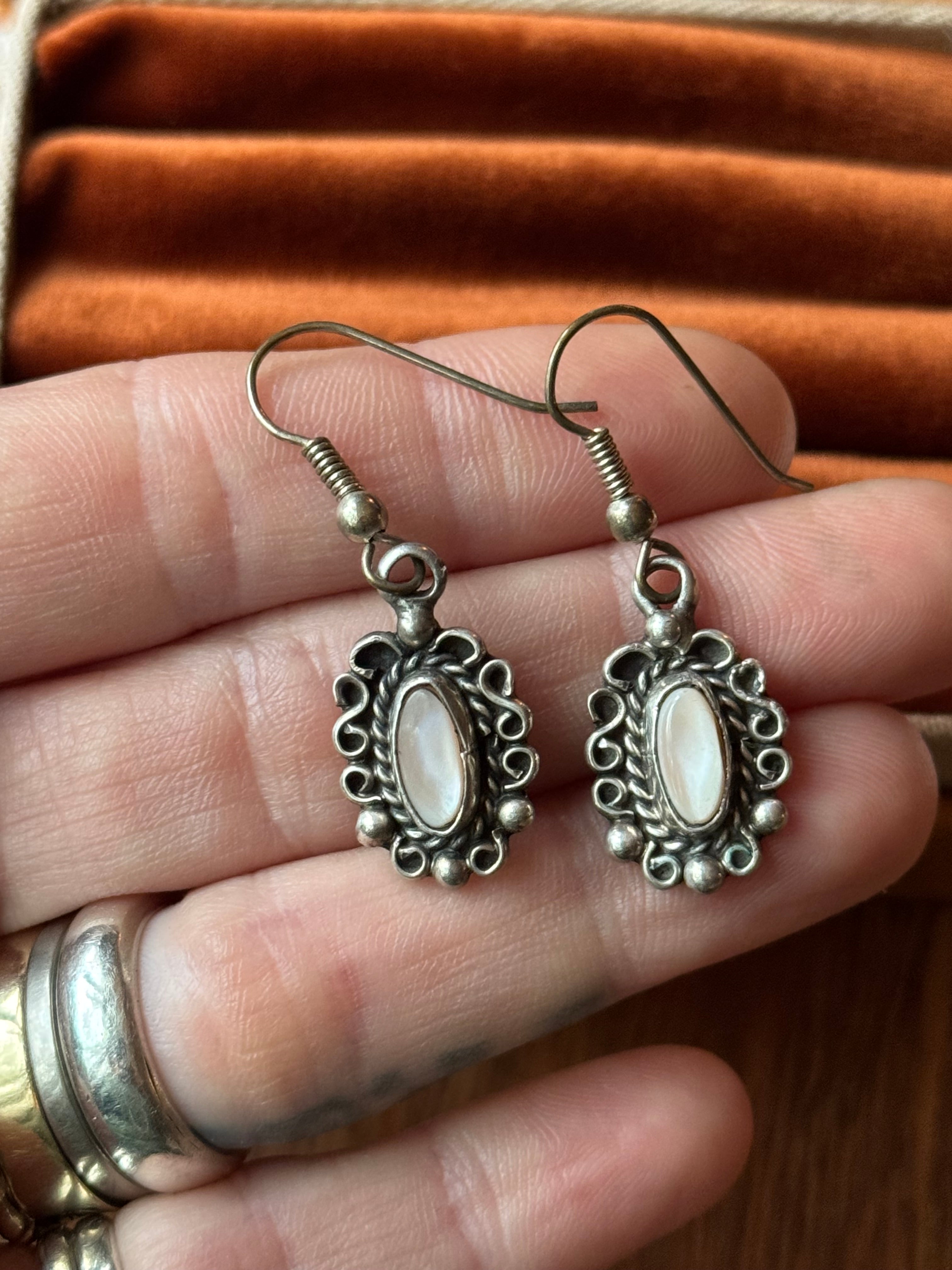 Vintage Sterling Silver Mother of Pearl Filigree Earrings