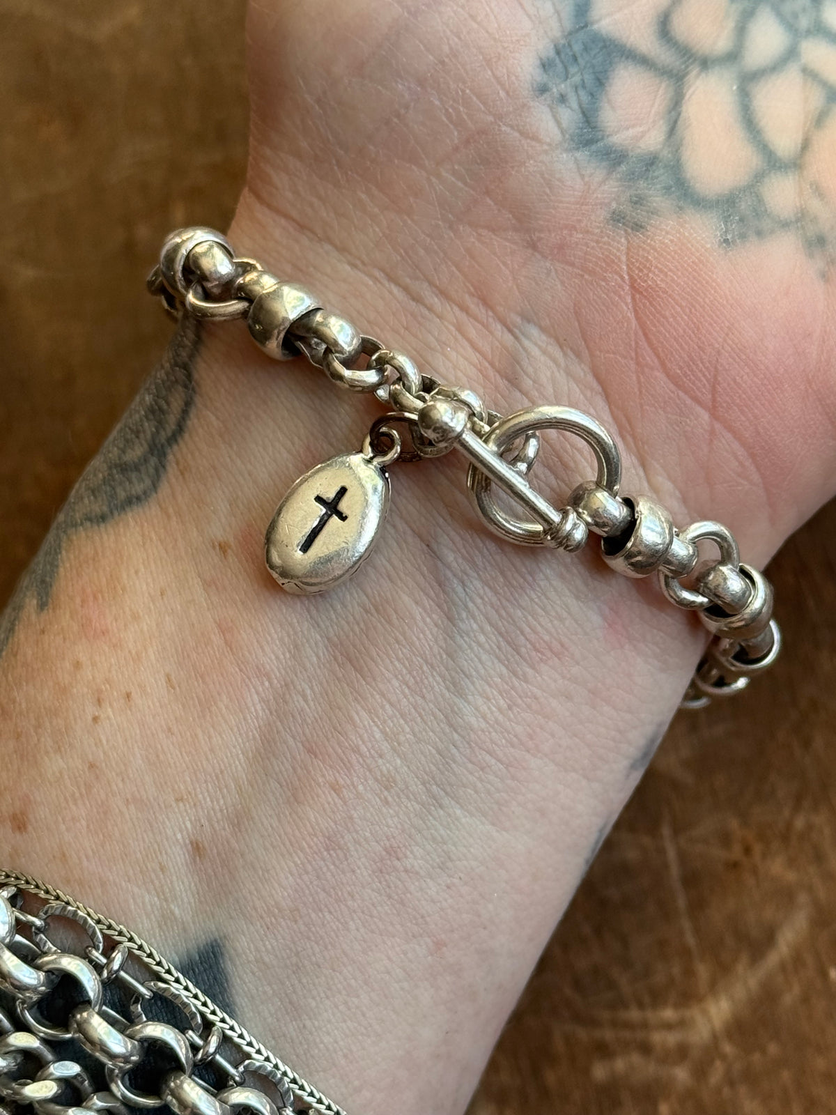 Vintage Sterling Silver 8.5” Interlocked Link Toggle Chain Bracelet