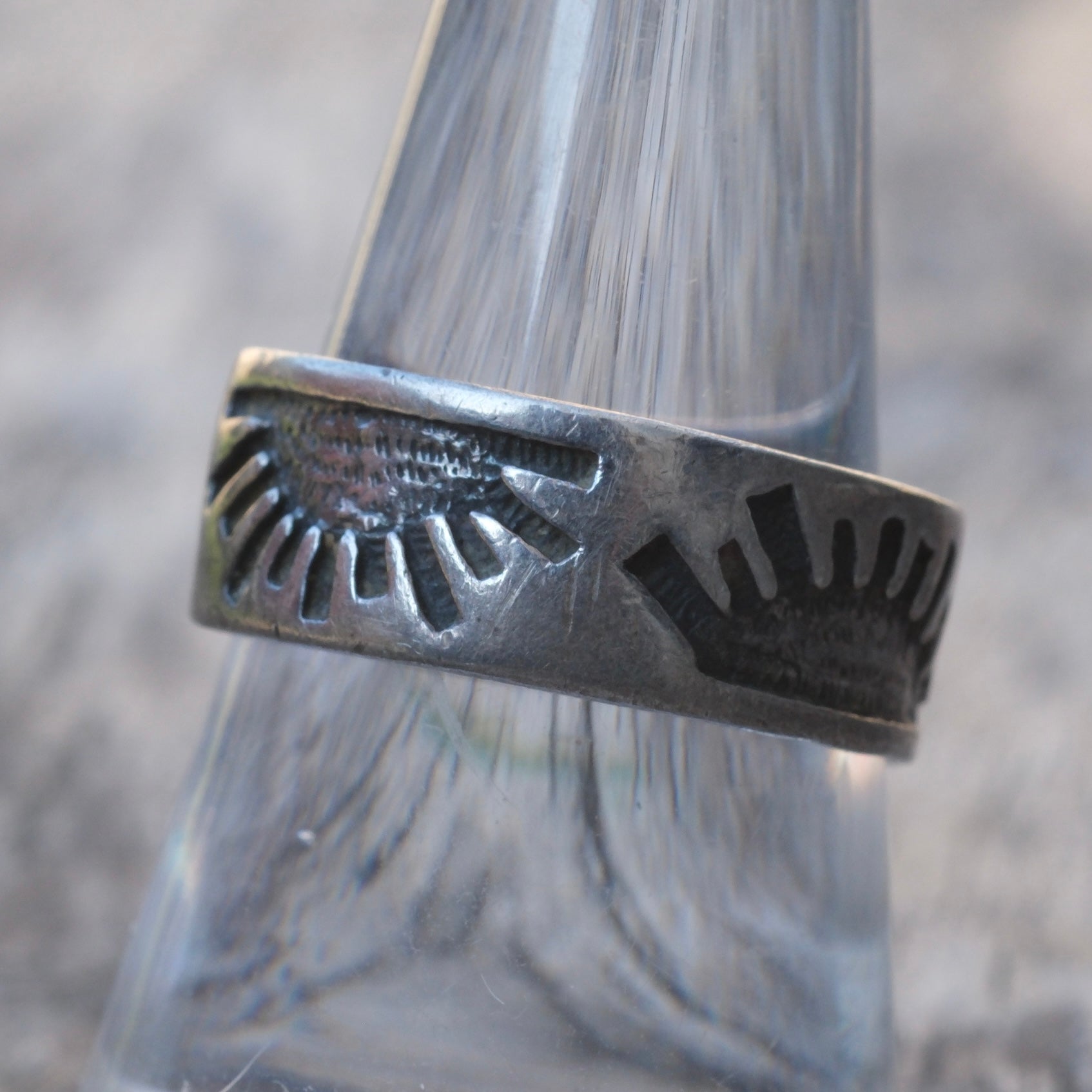 Vintage Sterling Silver Sun Band Ring 9