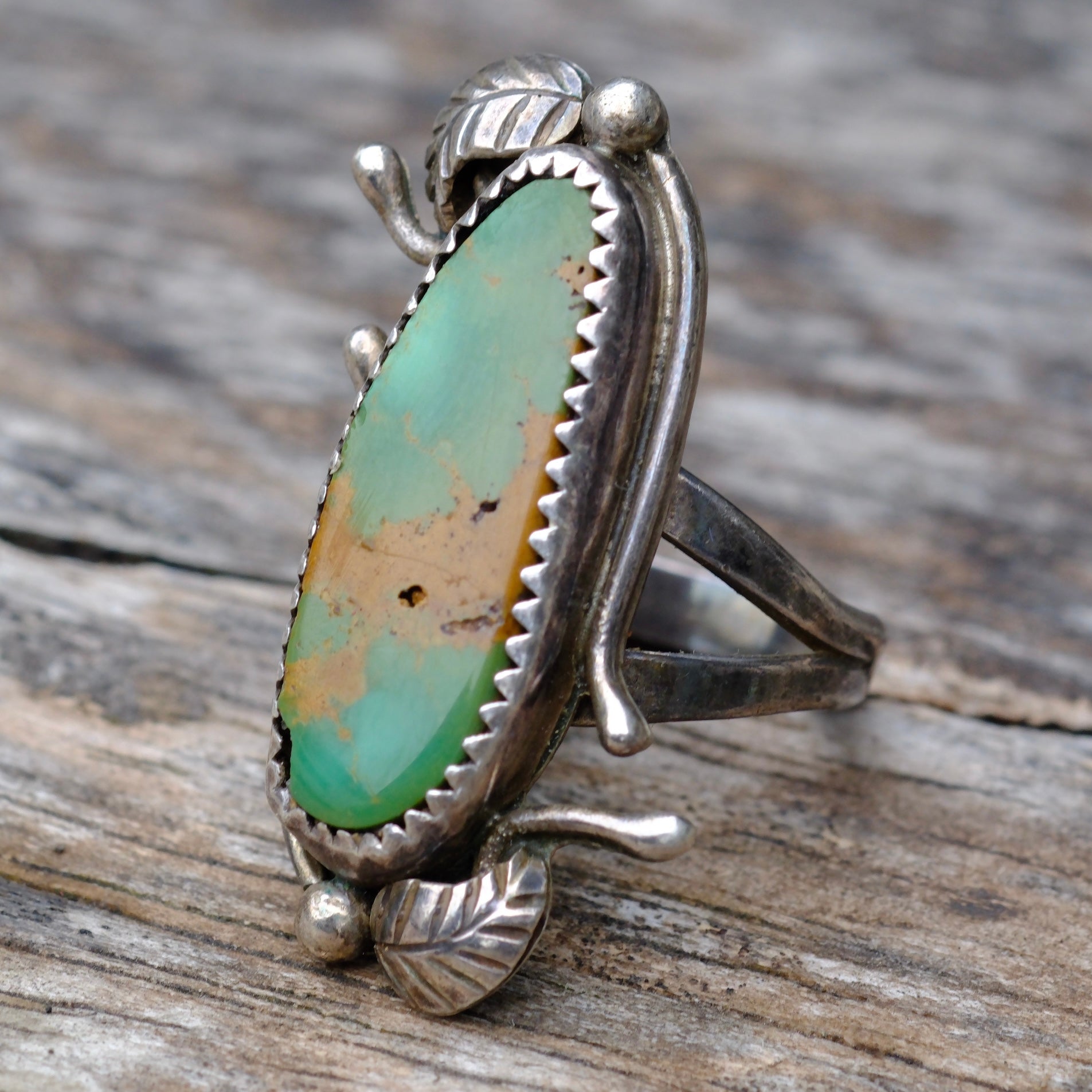 Vintage Sterling Turquoise Ring 6.75