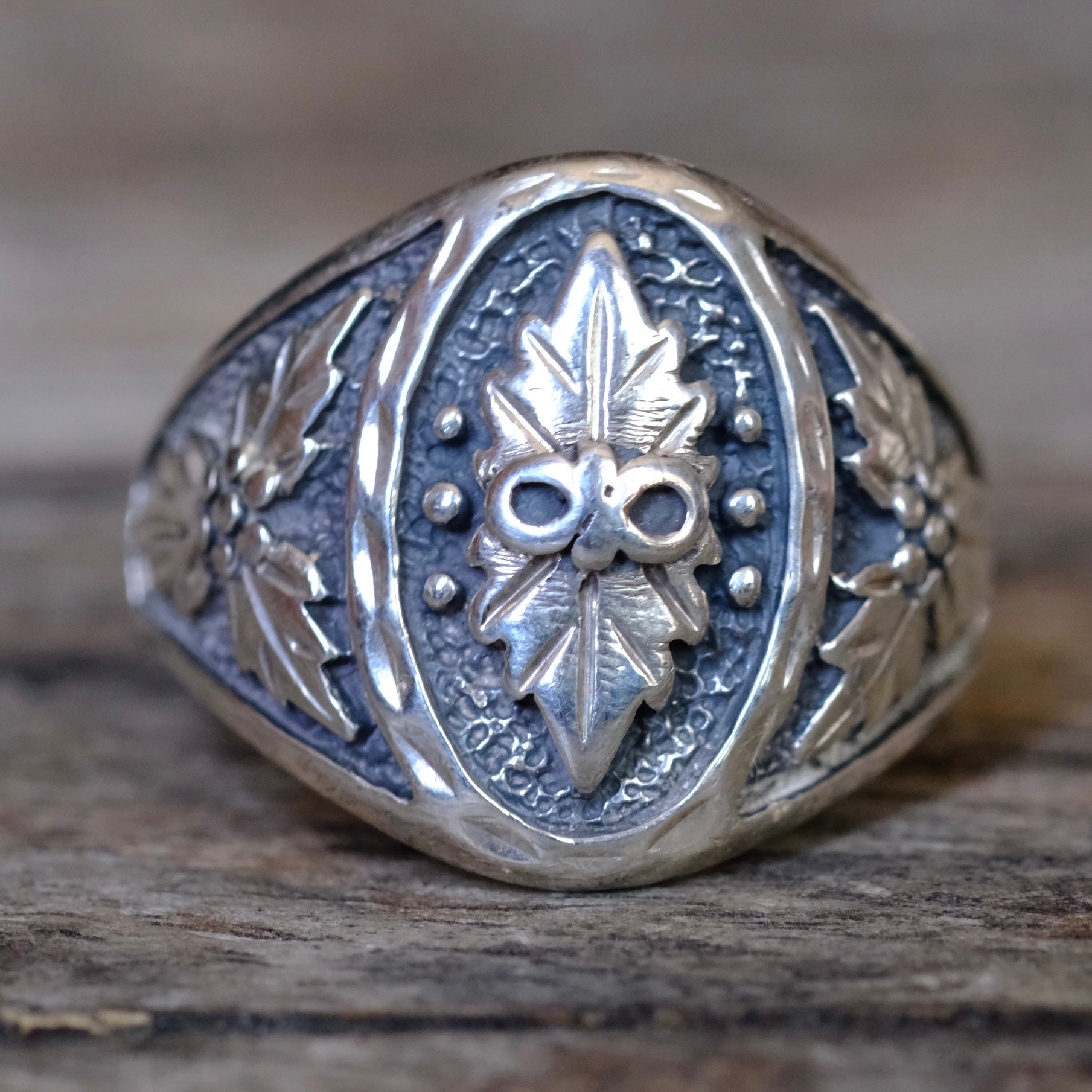 Vintage Sterling Silver Leaf Ring 9.75