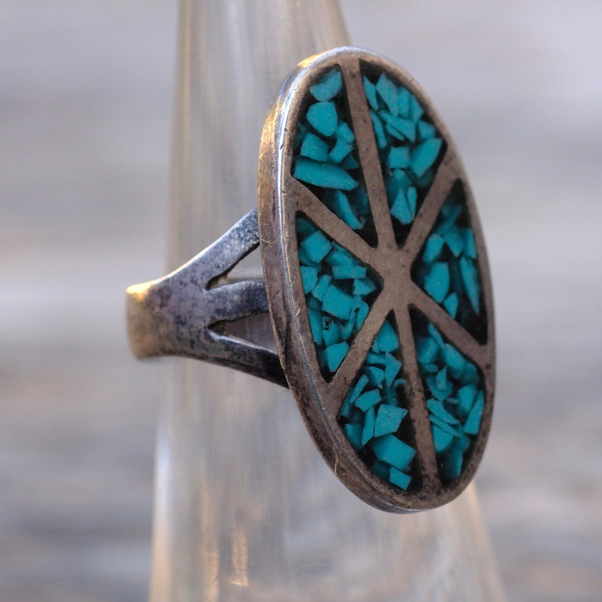 Vintage Sterling Turquoise Chip Inlay Ring 5.5
