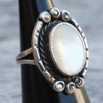 Vintage Sterling Mother Of Pearl Ring 6.5