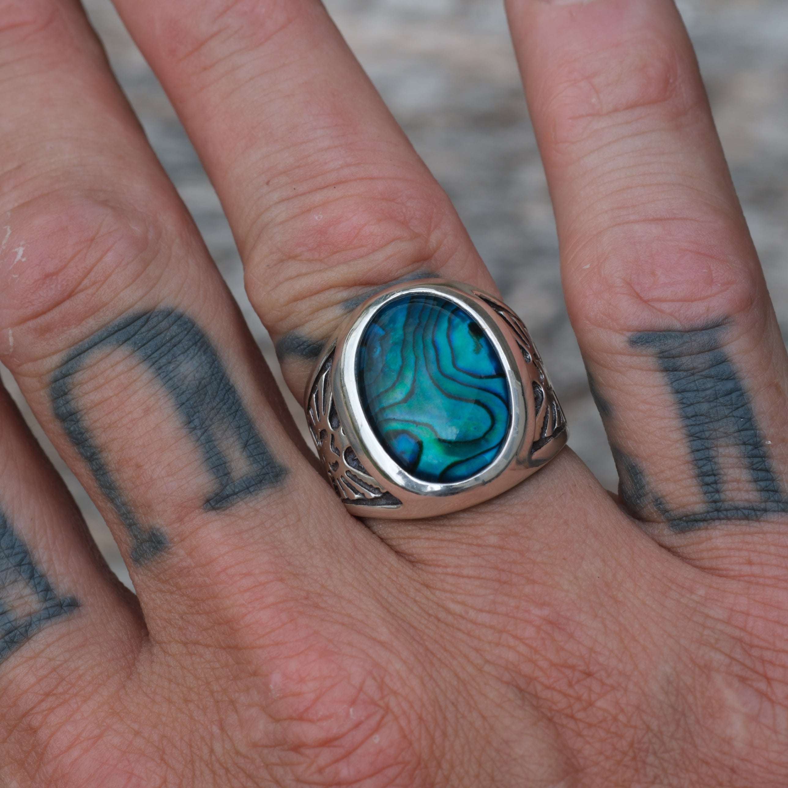 Vintage Sterling Blue Abalone Thunderbird Ring 8.75