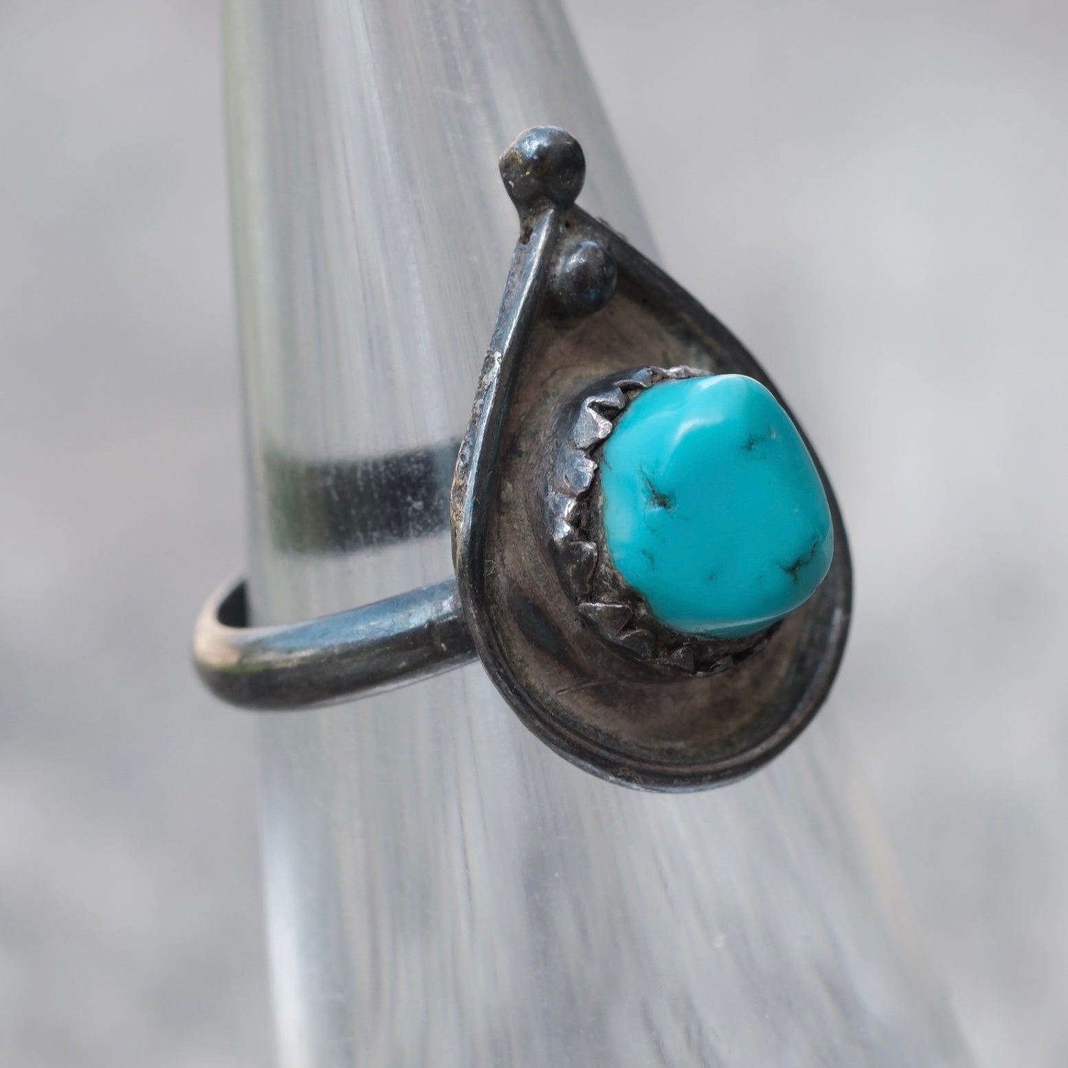 Vintage Sterling Turquoise Ring 4.5
