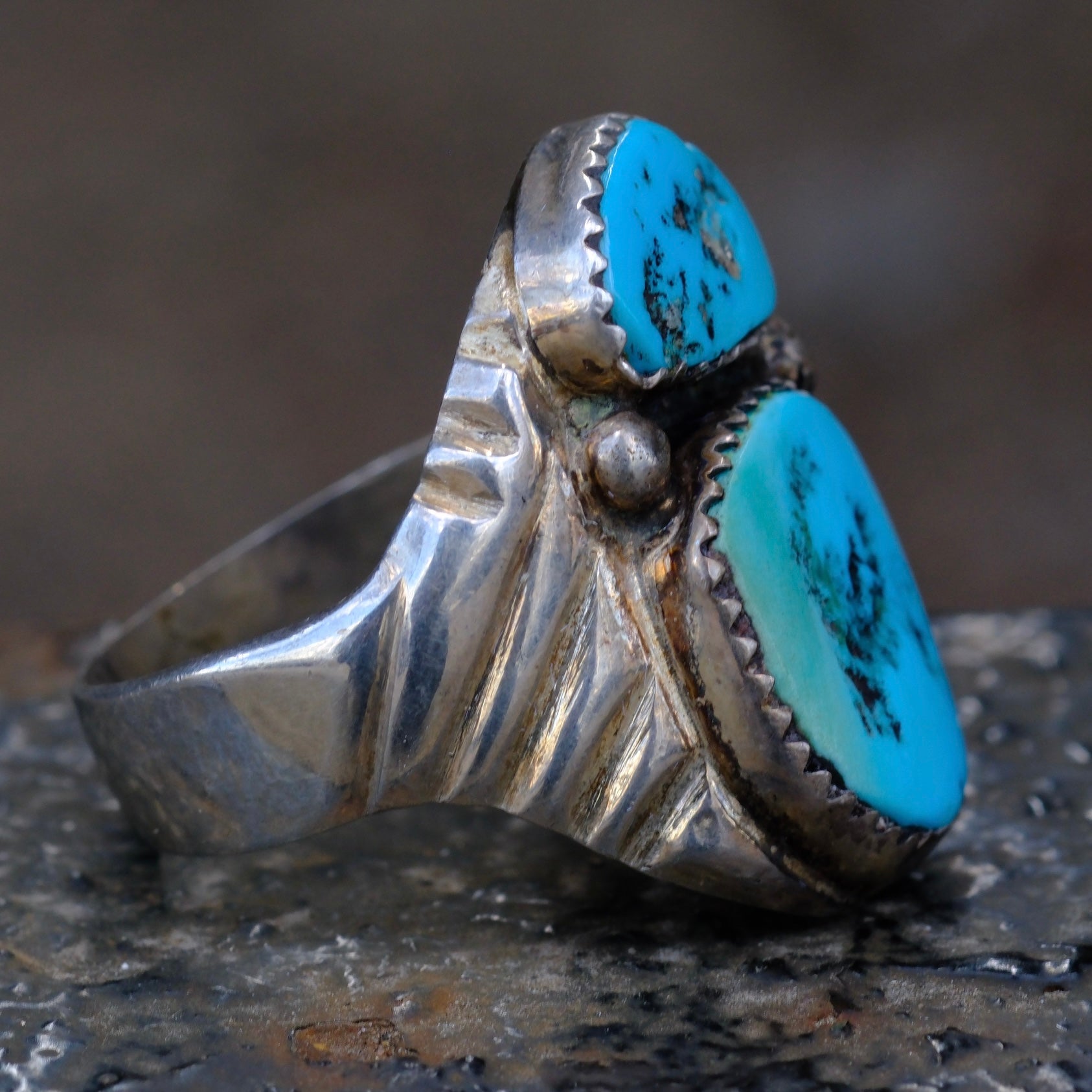 Vintage Sterling 2-Stone Turquoise Ribbed Band Ring 9.5