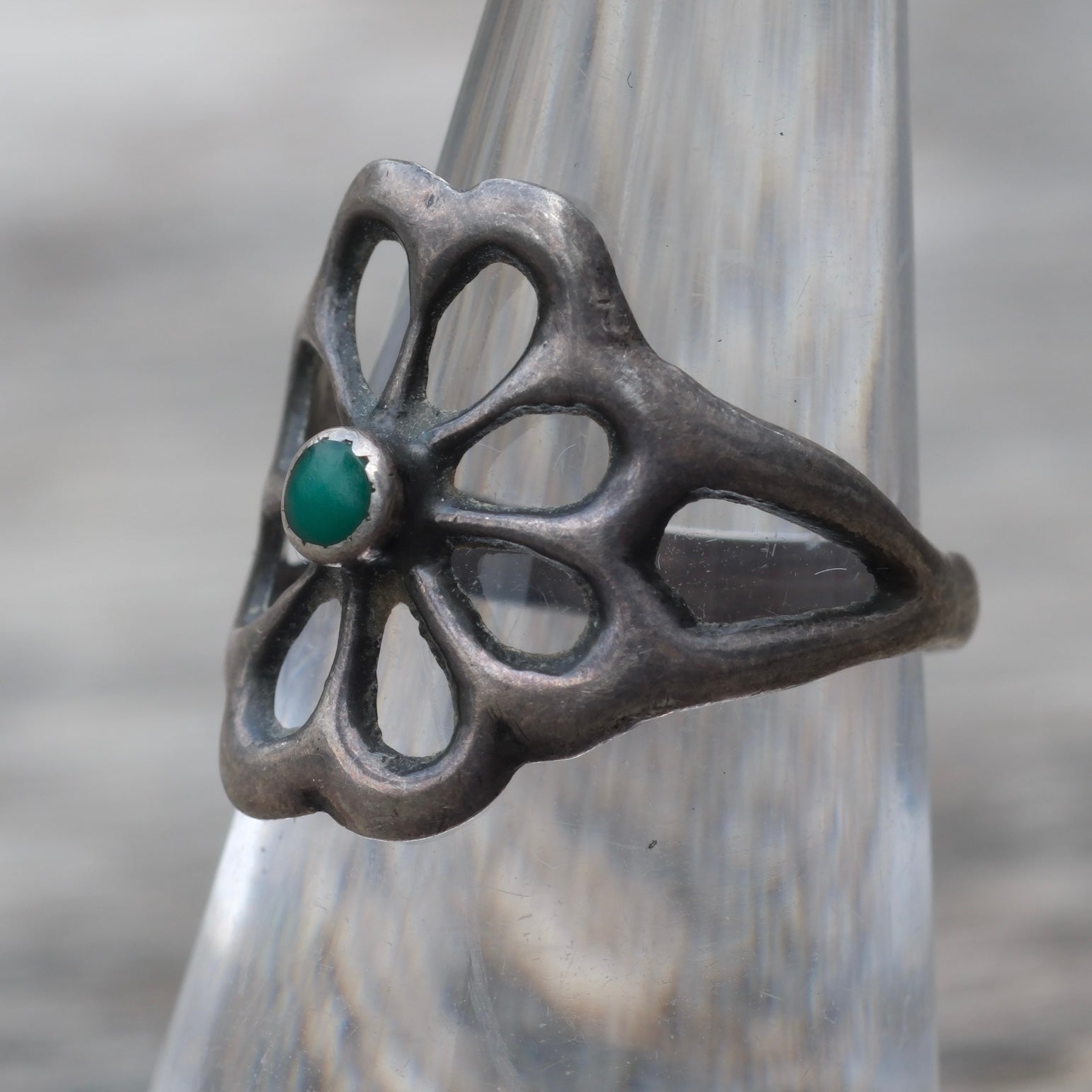Vintage Sterling Turquoise Sandcast Ring 5.5