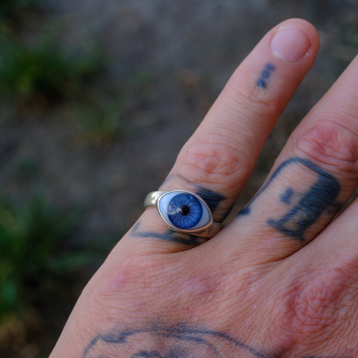 Vintage Sterling Eye Ball Ring 7.75