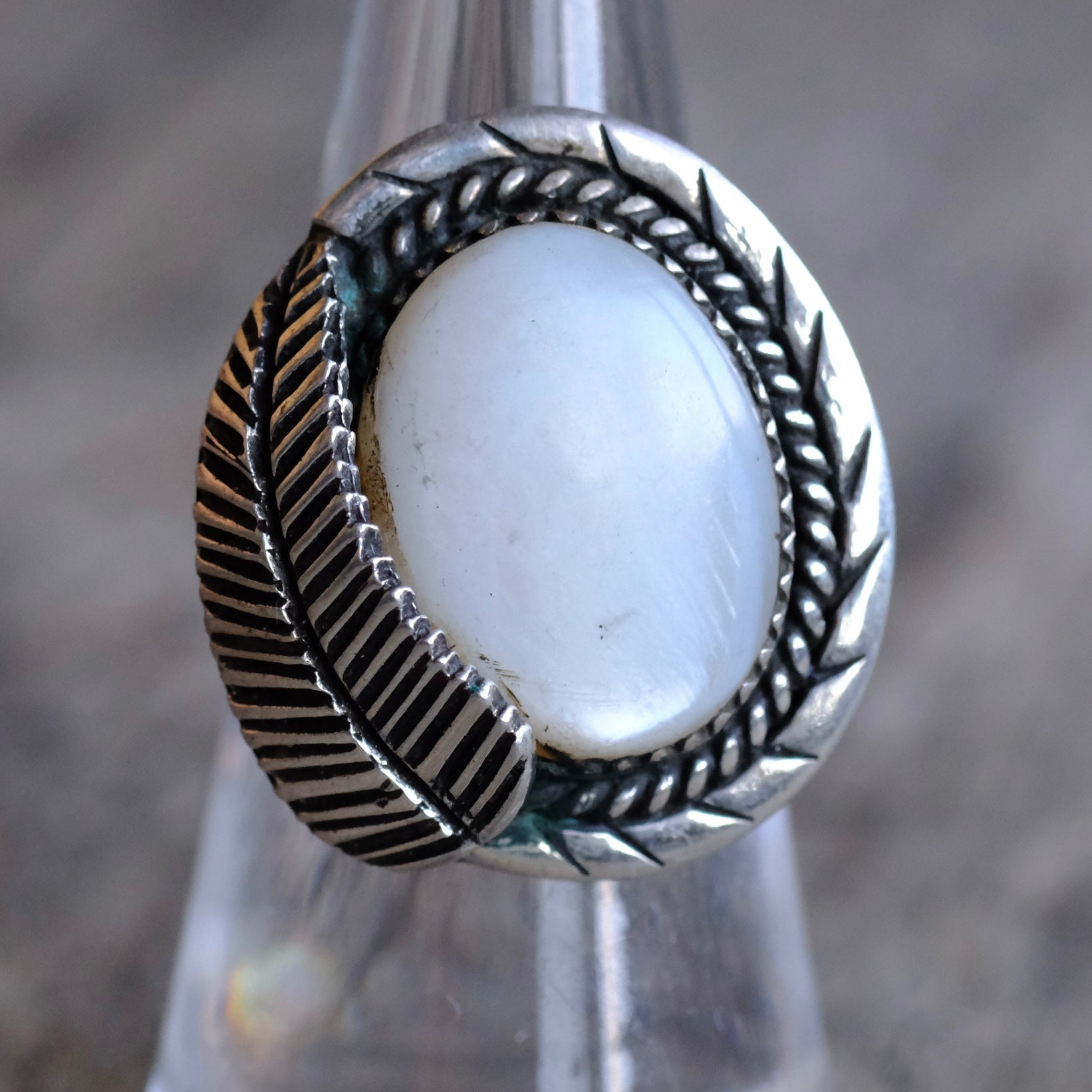 Vintage Sterling Mother Of Pearl Feather Ring 5.75