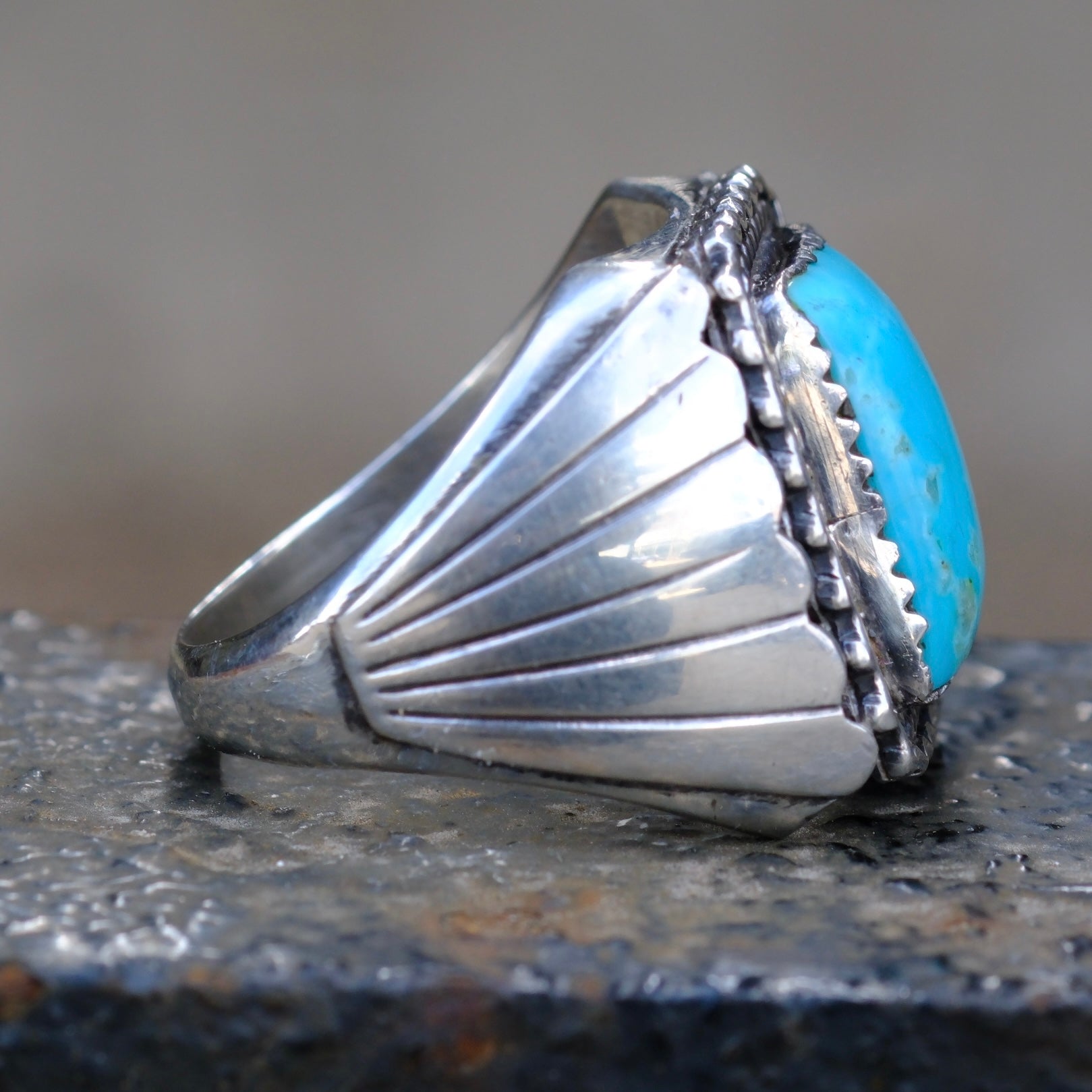 Vintage Sterling Turquoise Ribbed Band Ring 9
