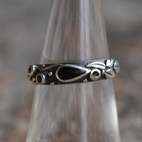 Vintage Sterling Silver Floral Band 5.75