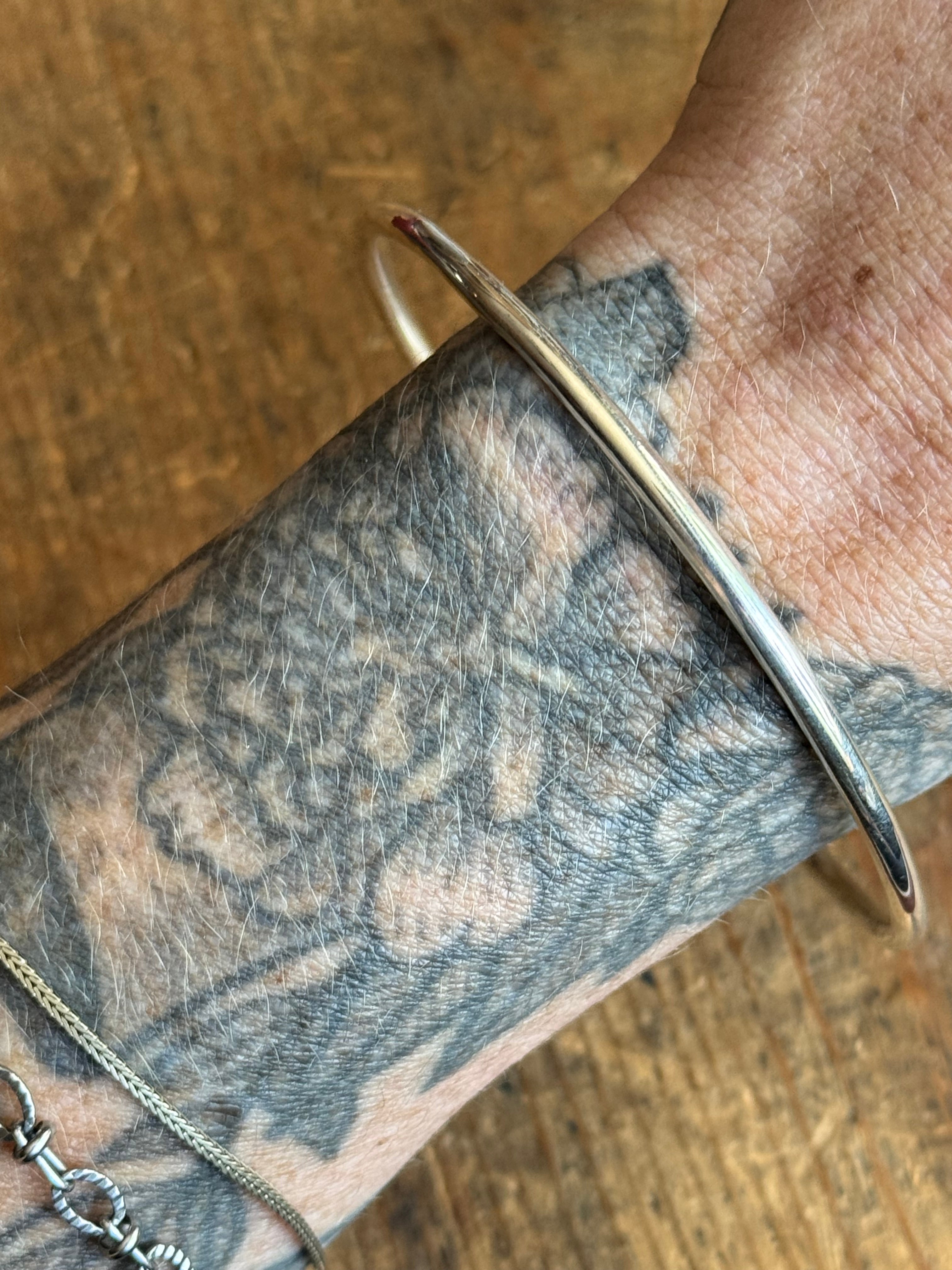 Vintage Sterling Silver Round Bangle