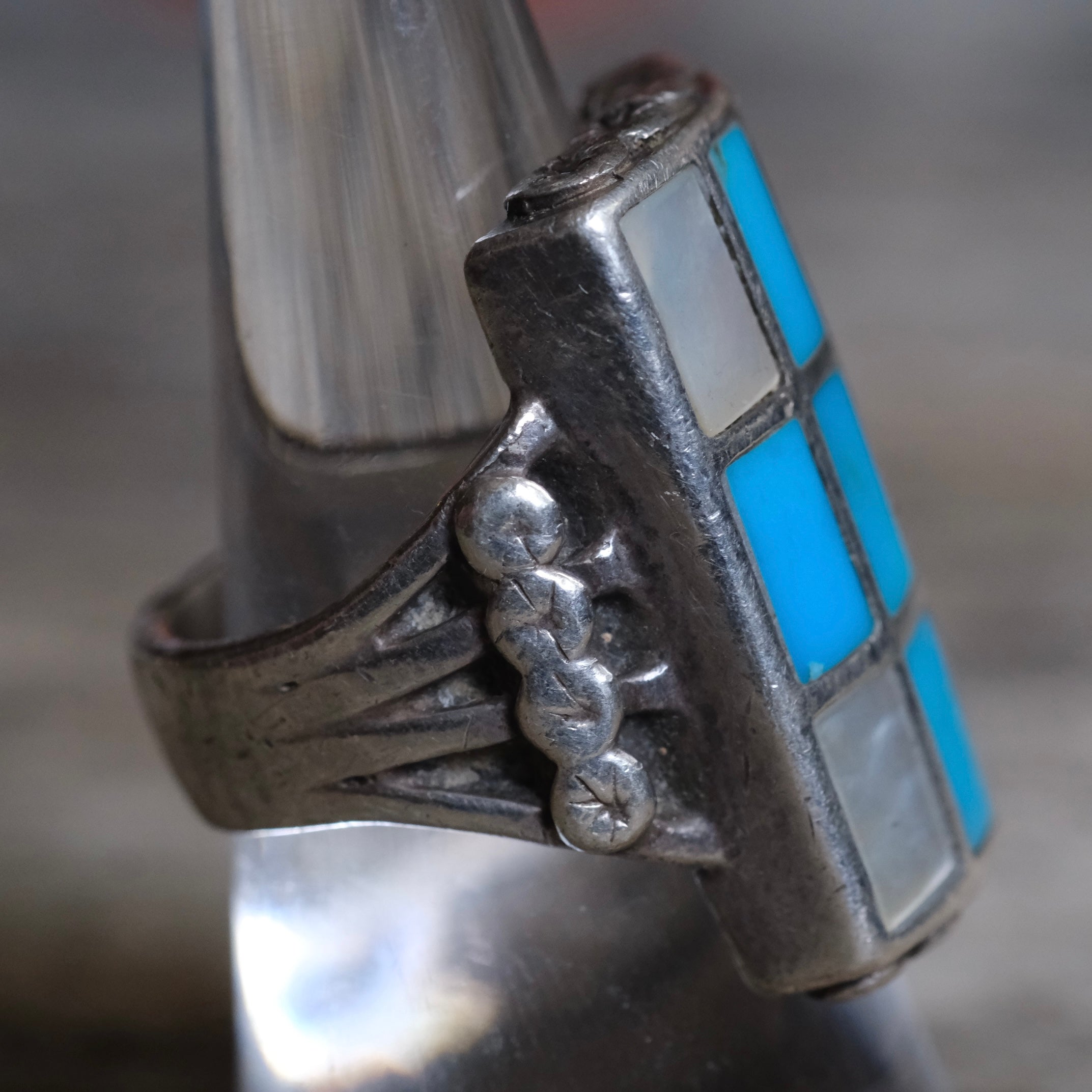 Vintage Sterling Turquoise and Mother Of Pearl Inlay Panel Ring 8