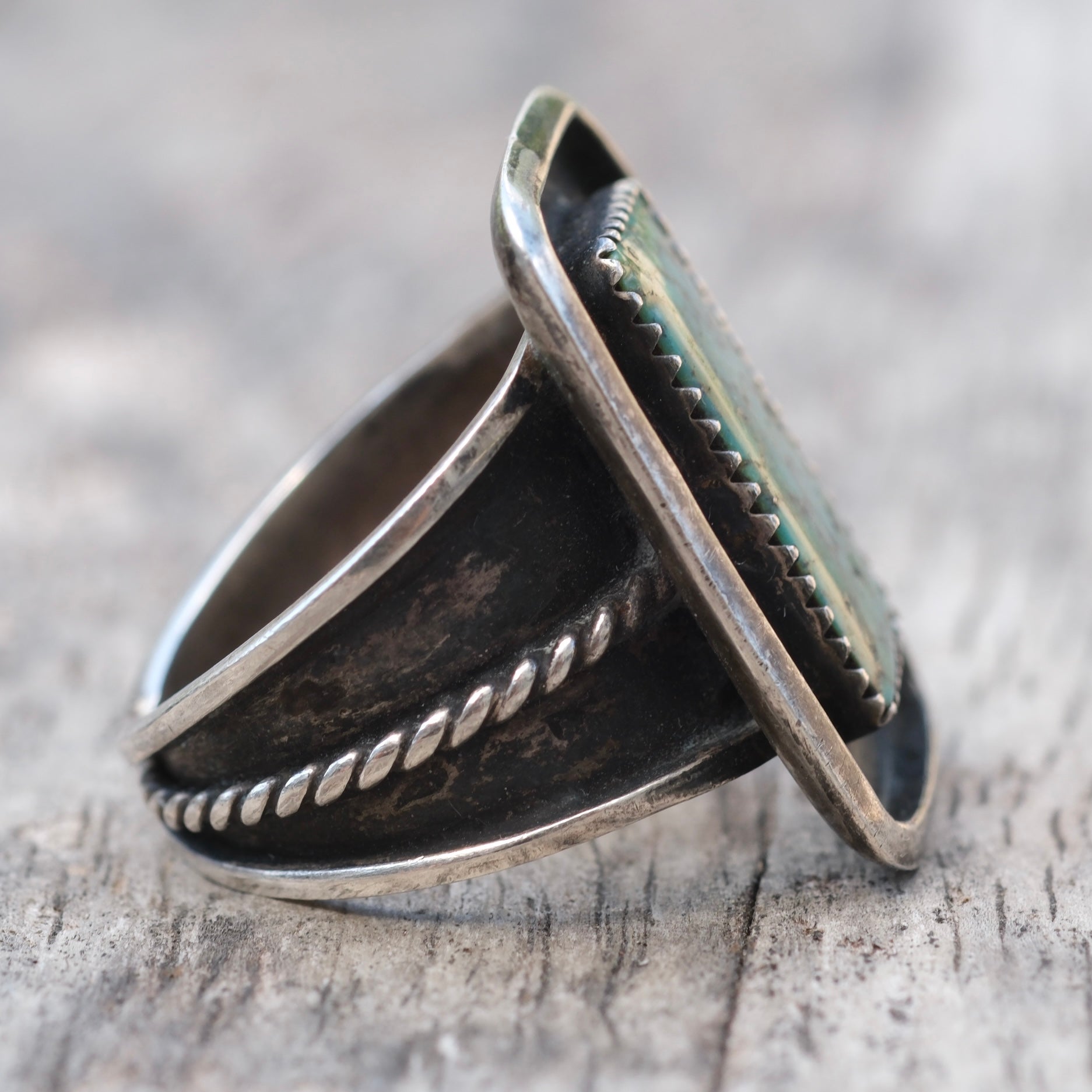Vintage Sterling Turquoise Shadowbox Ring 10.25