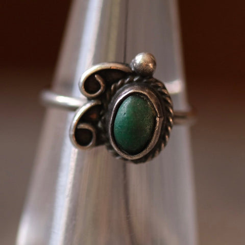 Vintage Sterling Turquoise Ring 4.5