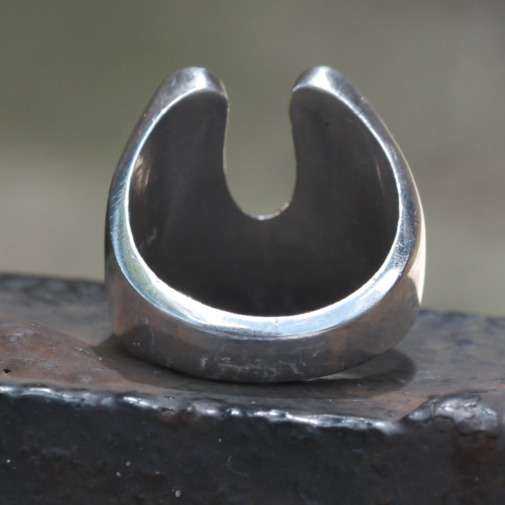 Vintage Sterling Tigers Eye Lucky Horseshoe Ring 8.75