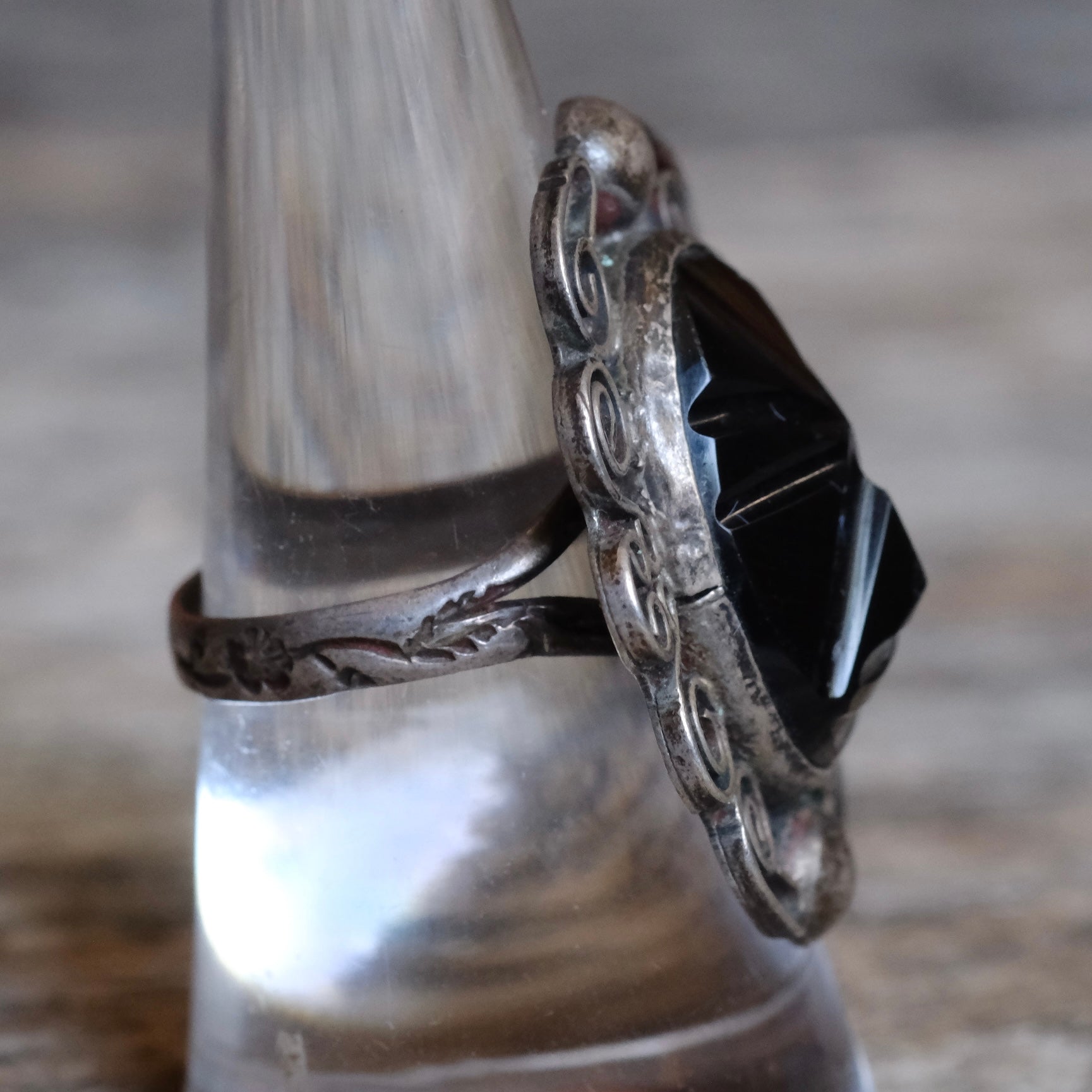 Vintage Sterling Carved Onyx Ring 8.25