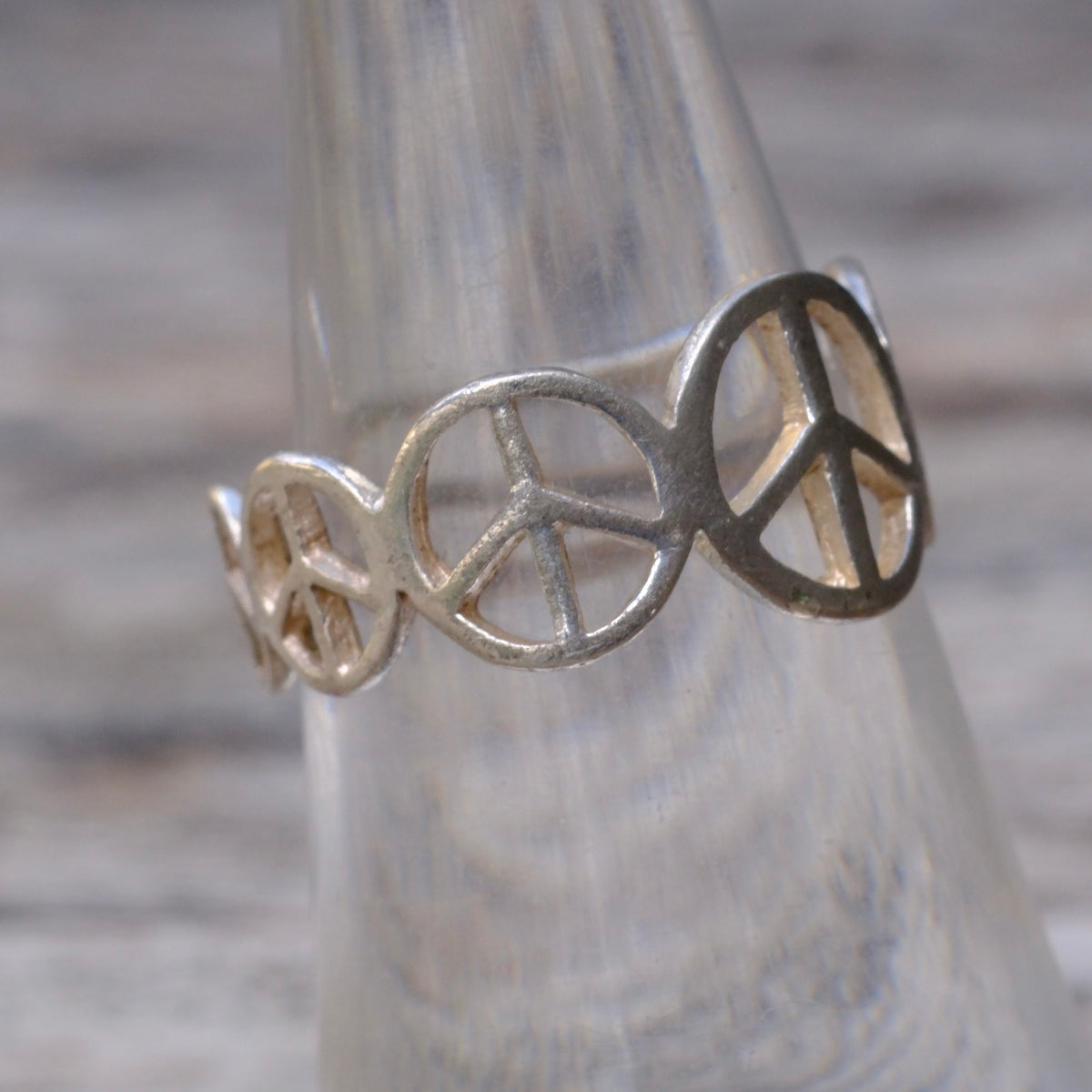 Vintage Sterling Peace Ring 6.25