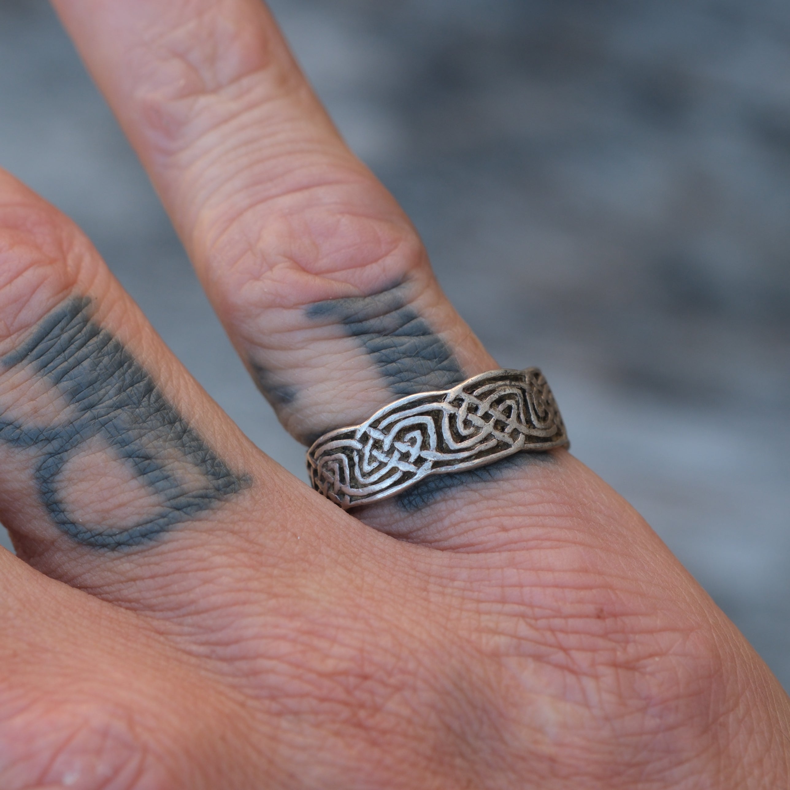 Vintage Sterling Silver Celtic Band Ring 7.75
