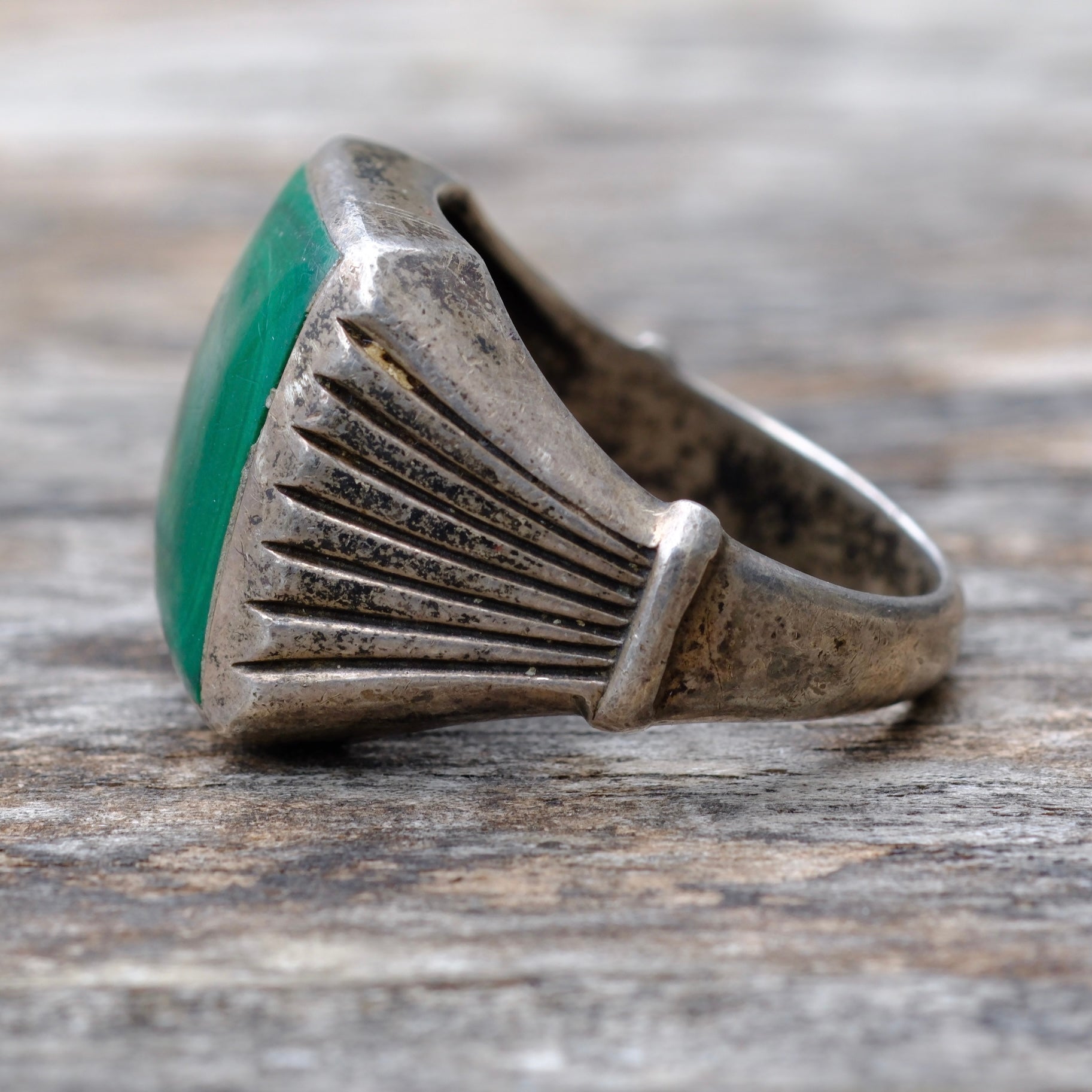 Vintage Sterling Malachiet Ribbed Band Ring 11.5