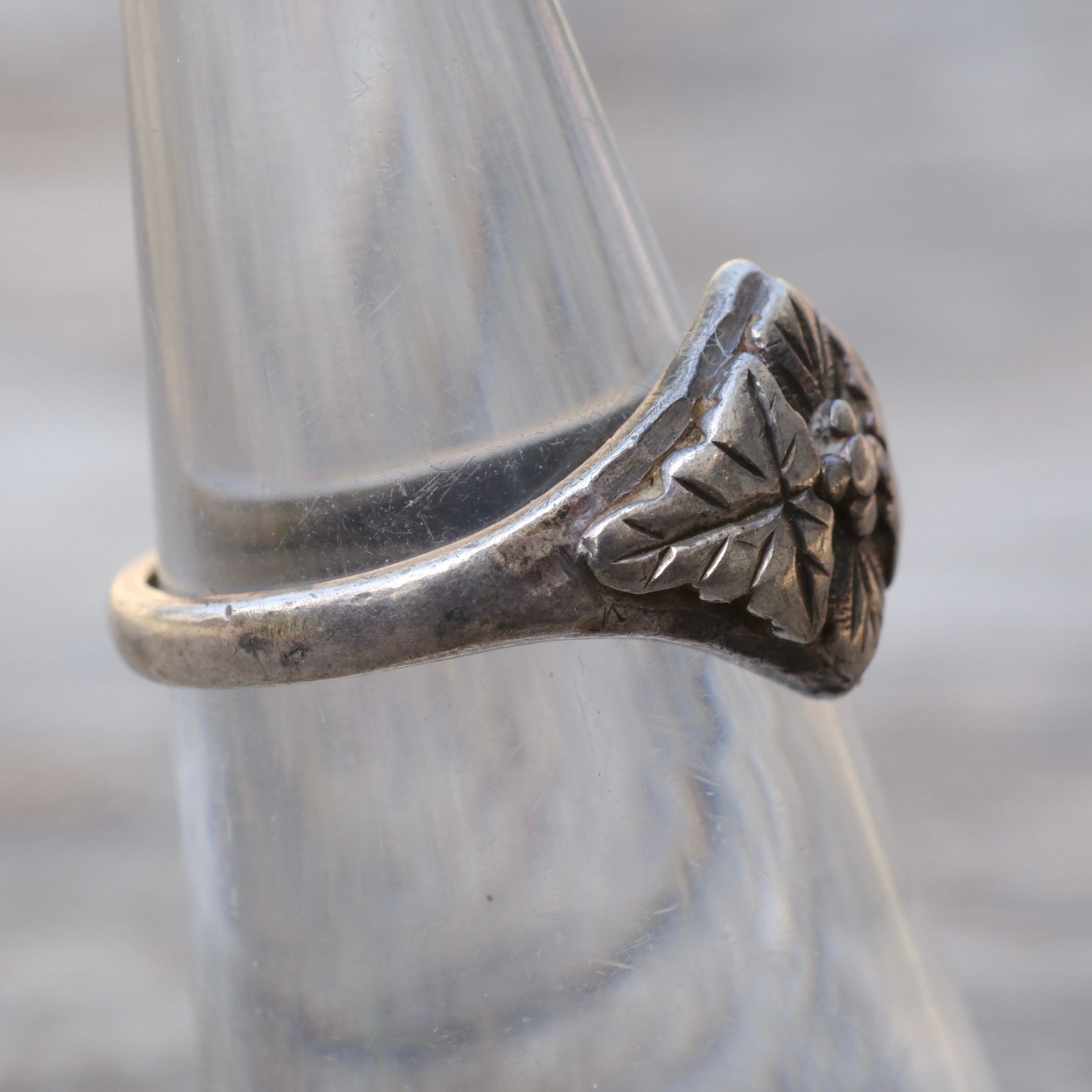 Vintage Sterling Floral Ring 5.75