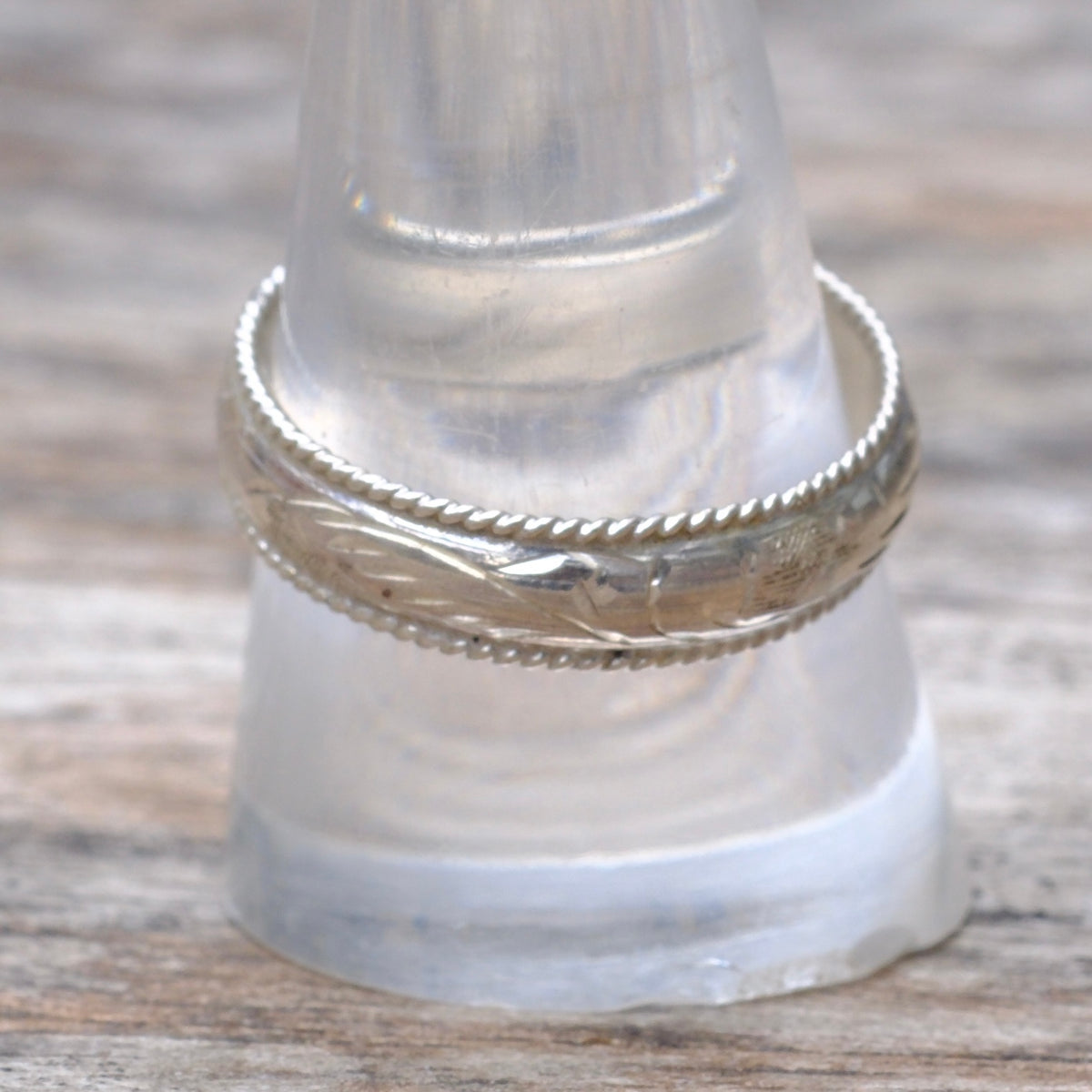 Vintage Sterling Scroll Band Ring 10