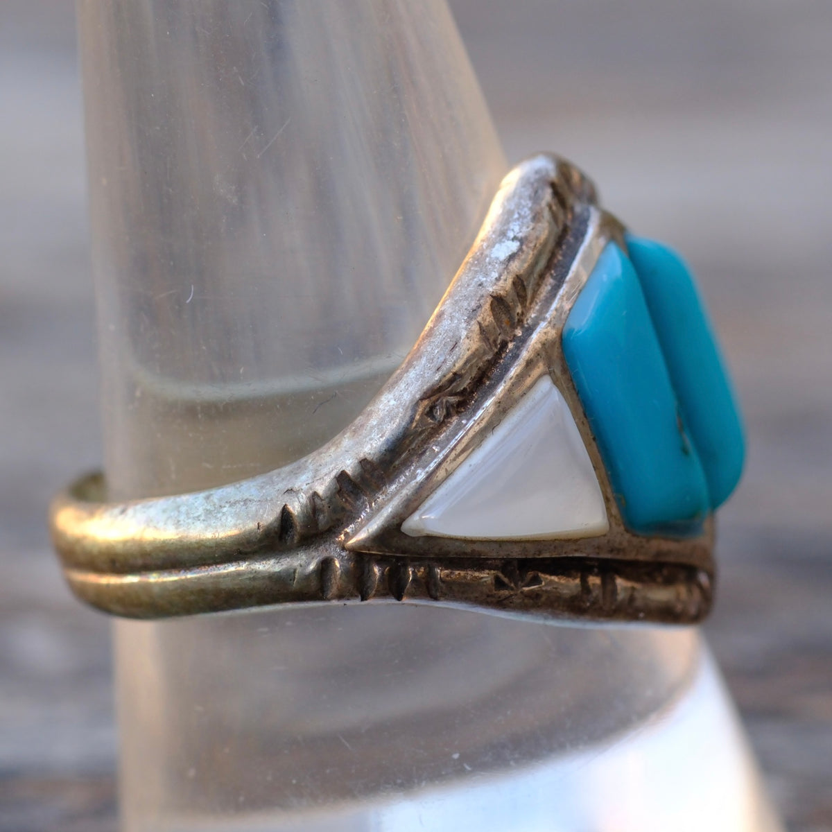 Vintage Sterling Turquoise and Mother Of Pearl Ring 10.5