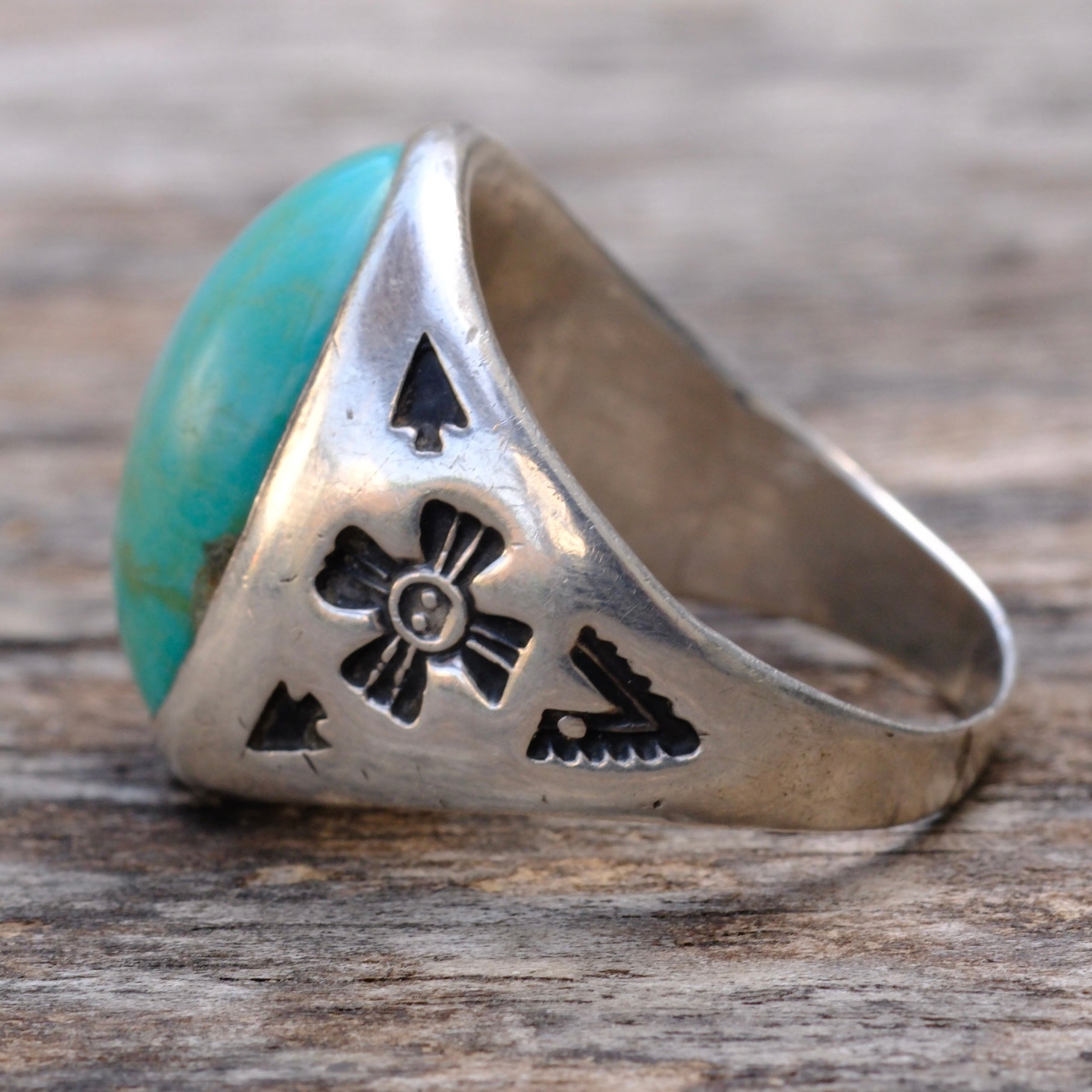 Vintage Sterling Turquoise Stamped Band Ring 11.5