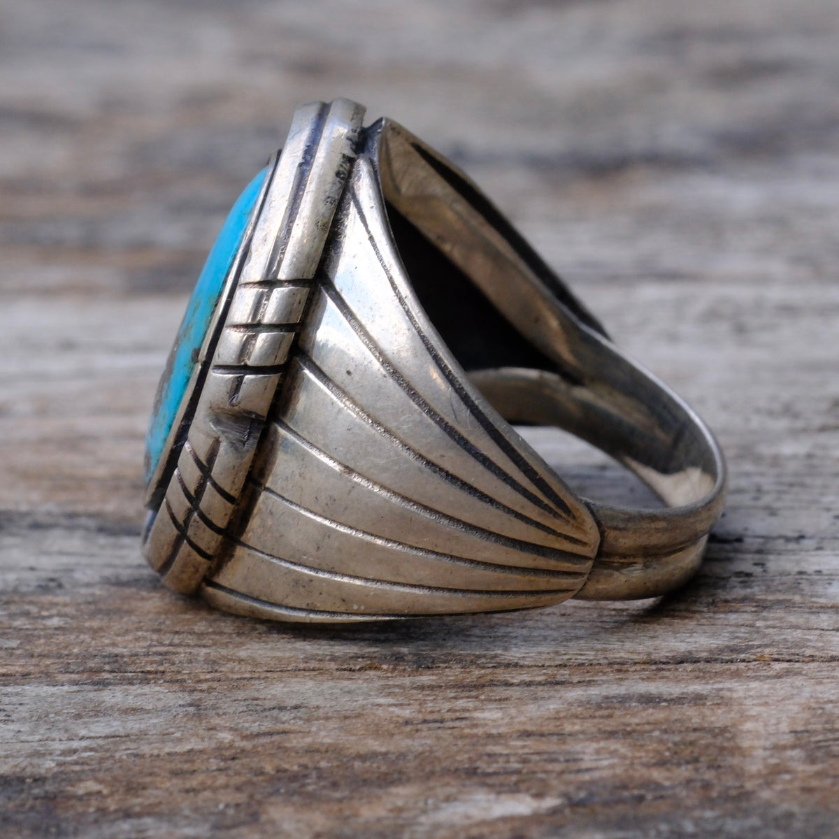 Vintage Sterling Turquoise Ribbed Band Ring 9