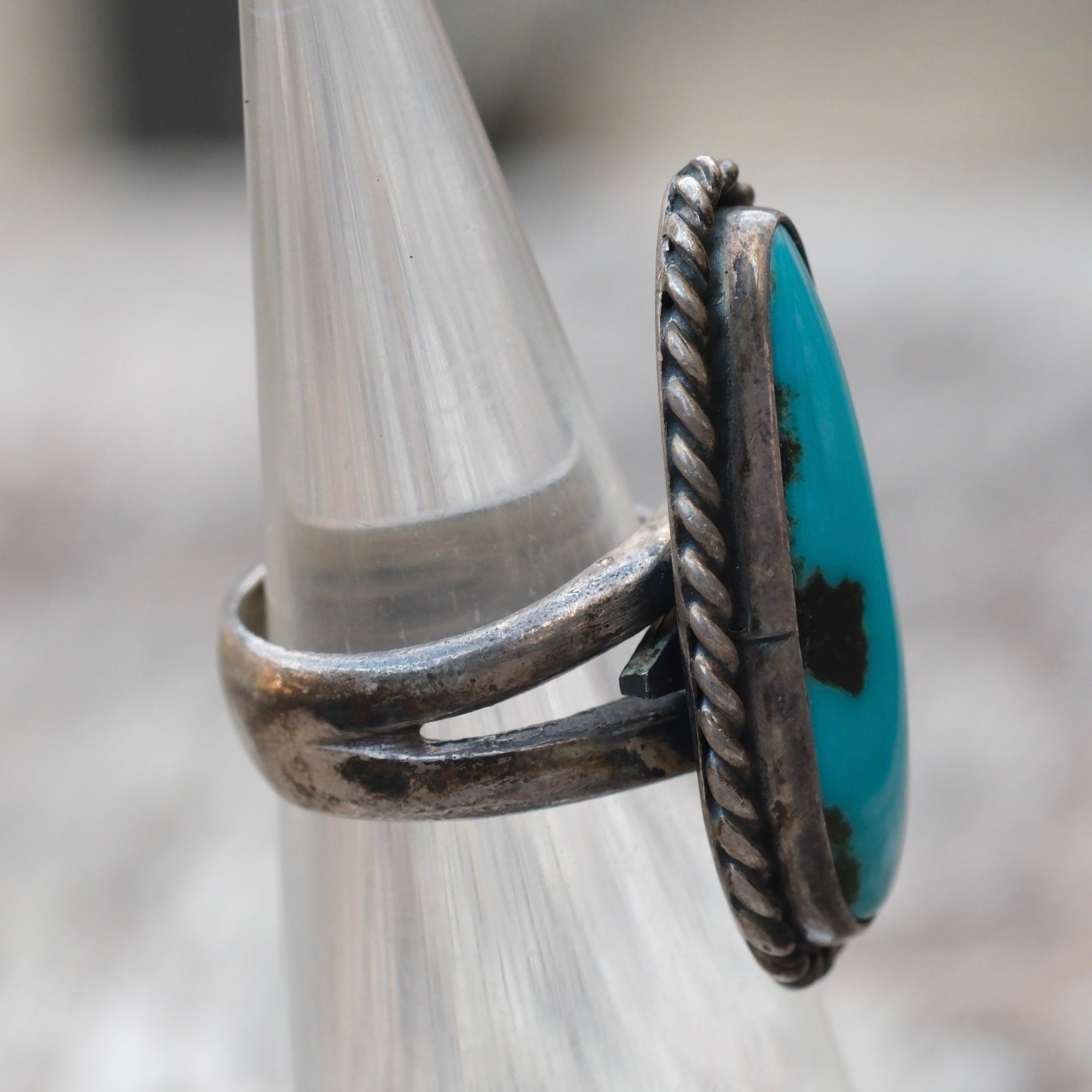 Vintage Sterling Turquoise Roper Ring 4
