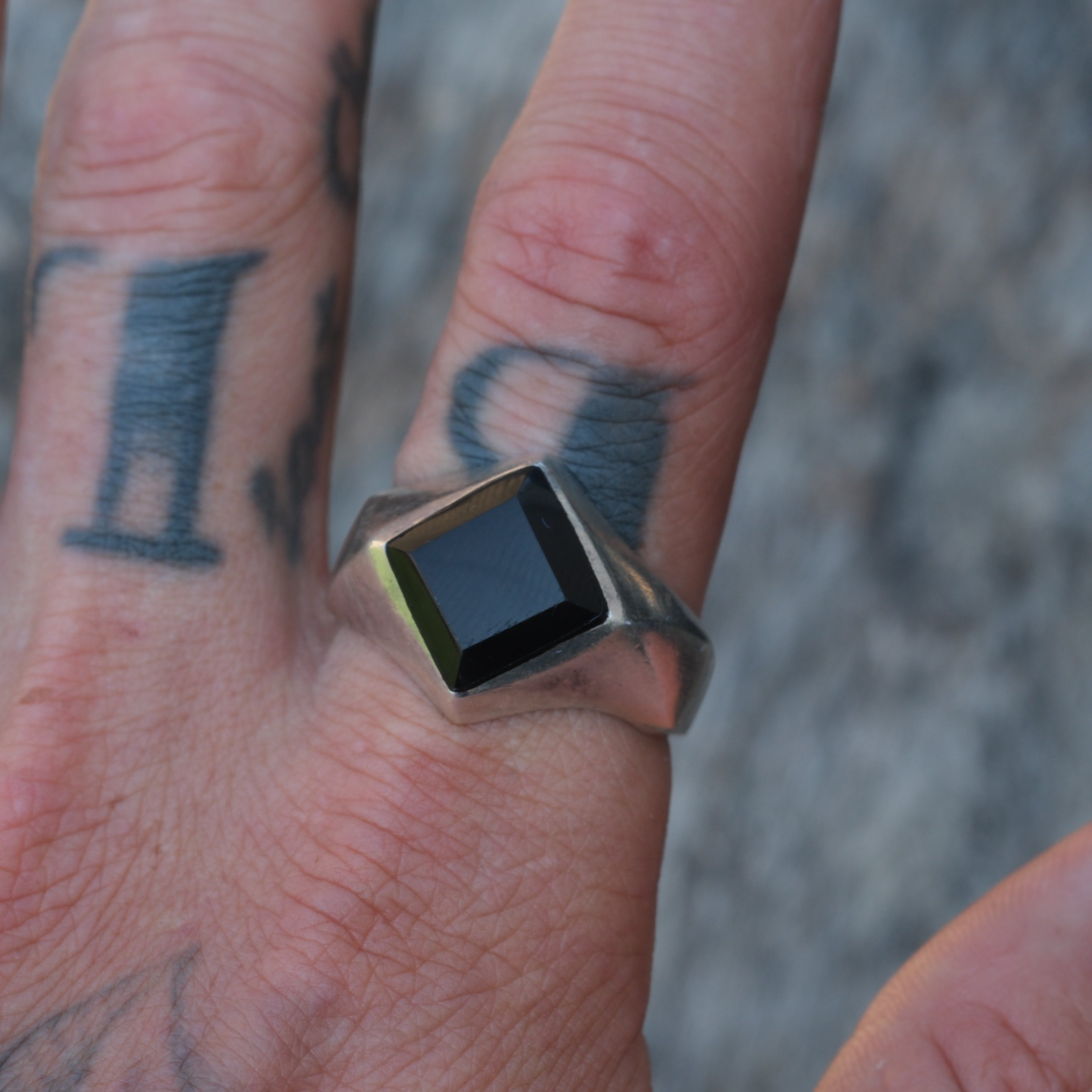 Vintage Sterling Onyx Ring 12.5