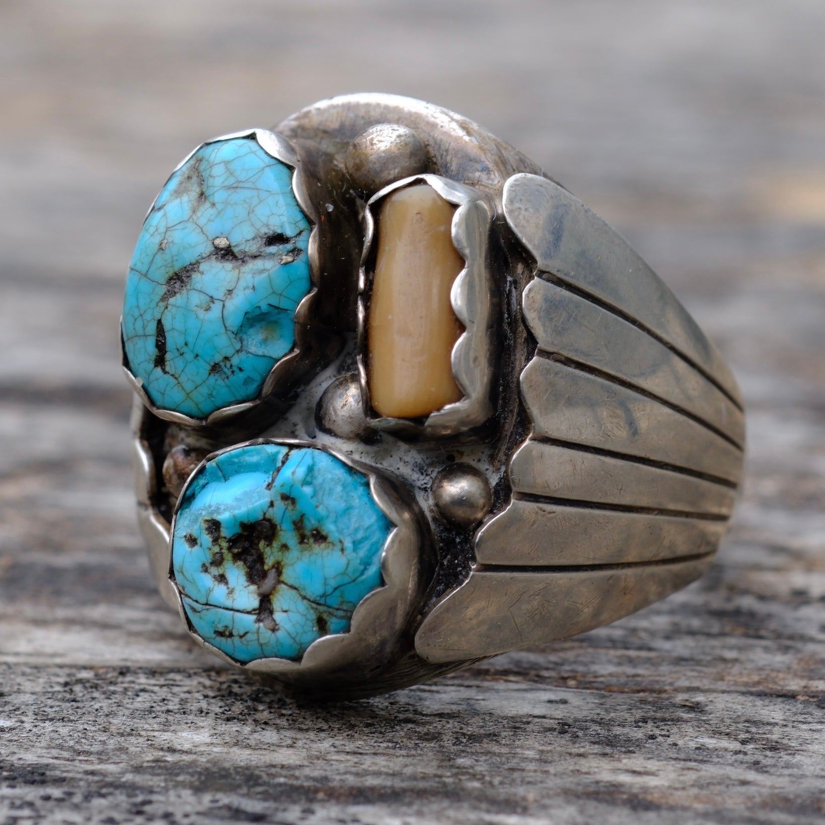 Vintage Sterling Turquoise and Coral Ribbed Band Ring 10.75