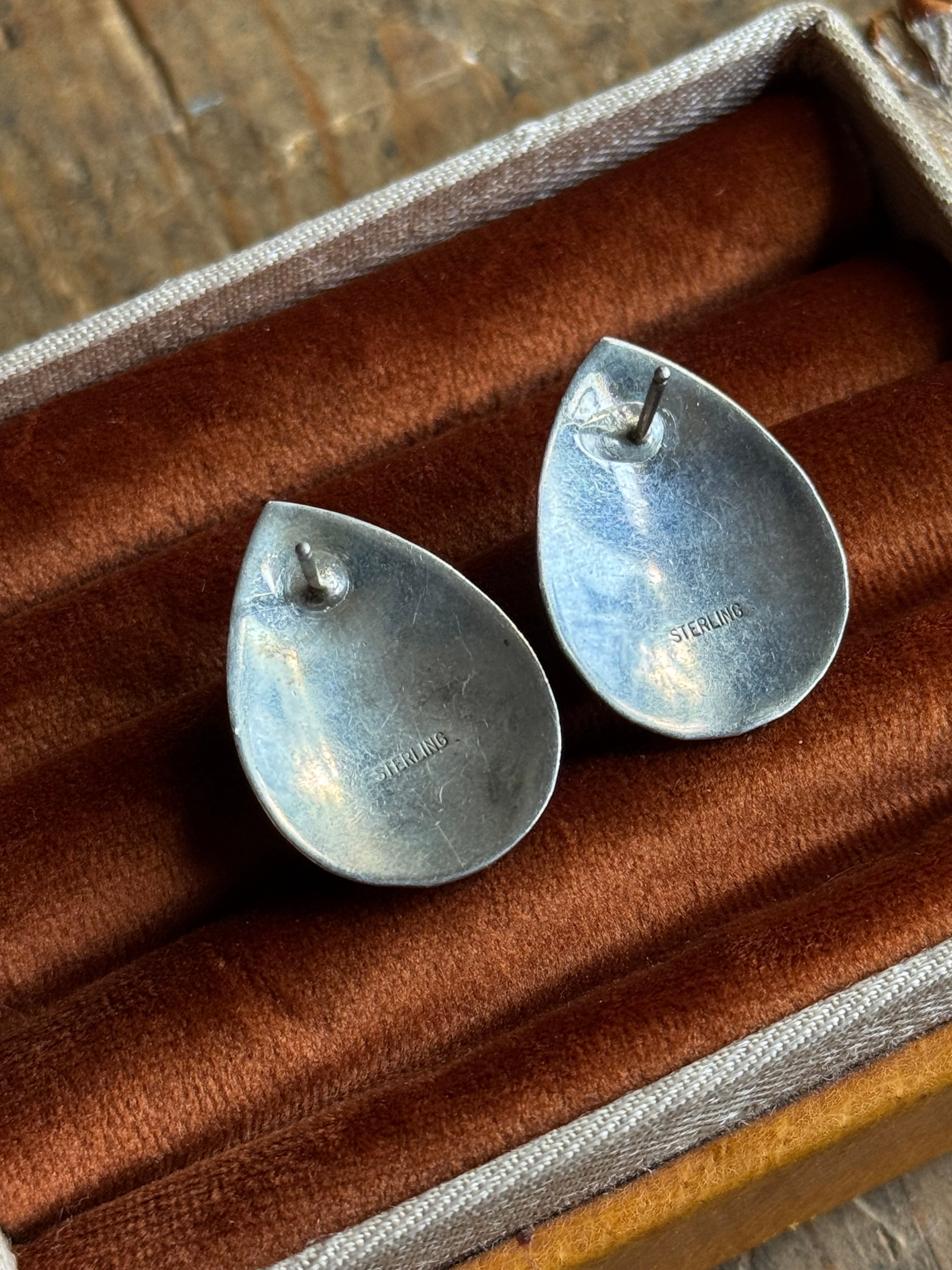 Vintage Sterling Silver Lapis Lazuli Teardrop Earrings