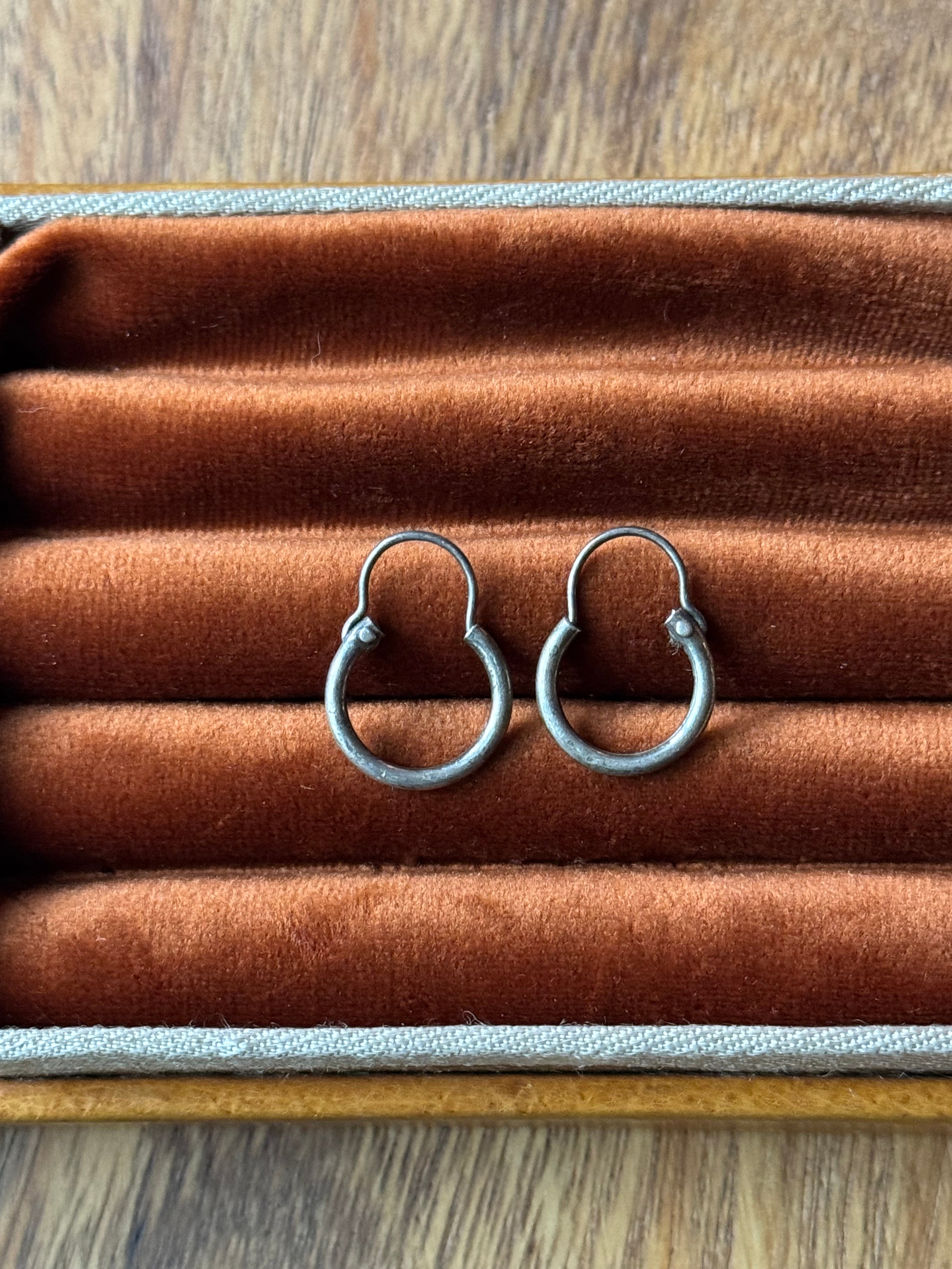 Vintage Sterling Silver Latch Hoops