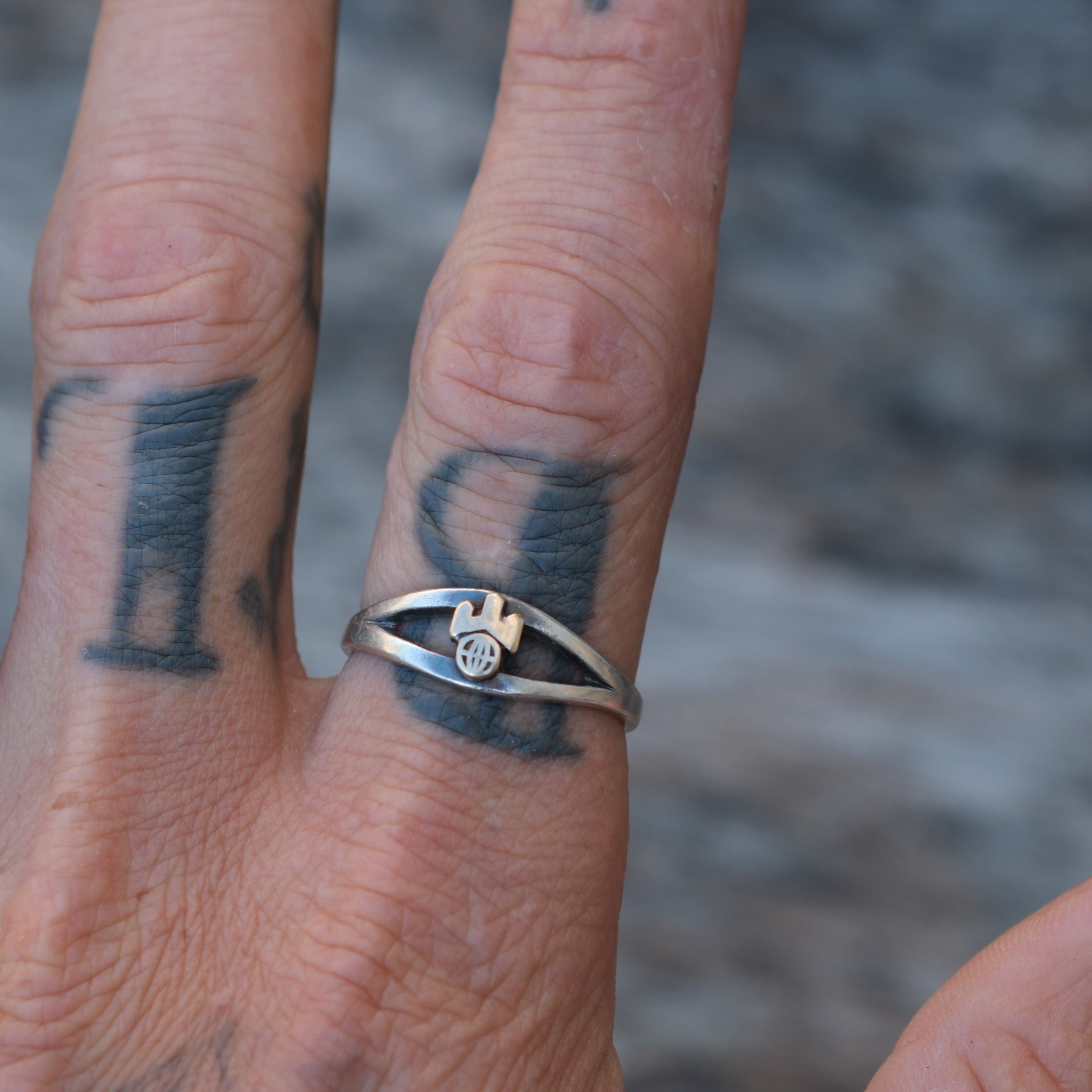Vintage Sterling Silver Band Ring 9.75