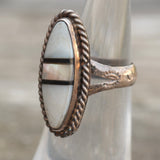 Vintage Sterling mother Of Pearl and Onyx Inlay Ring 5.25