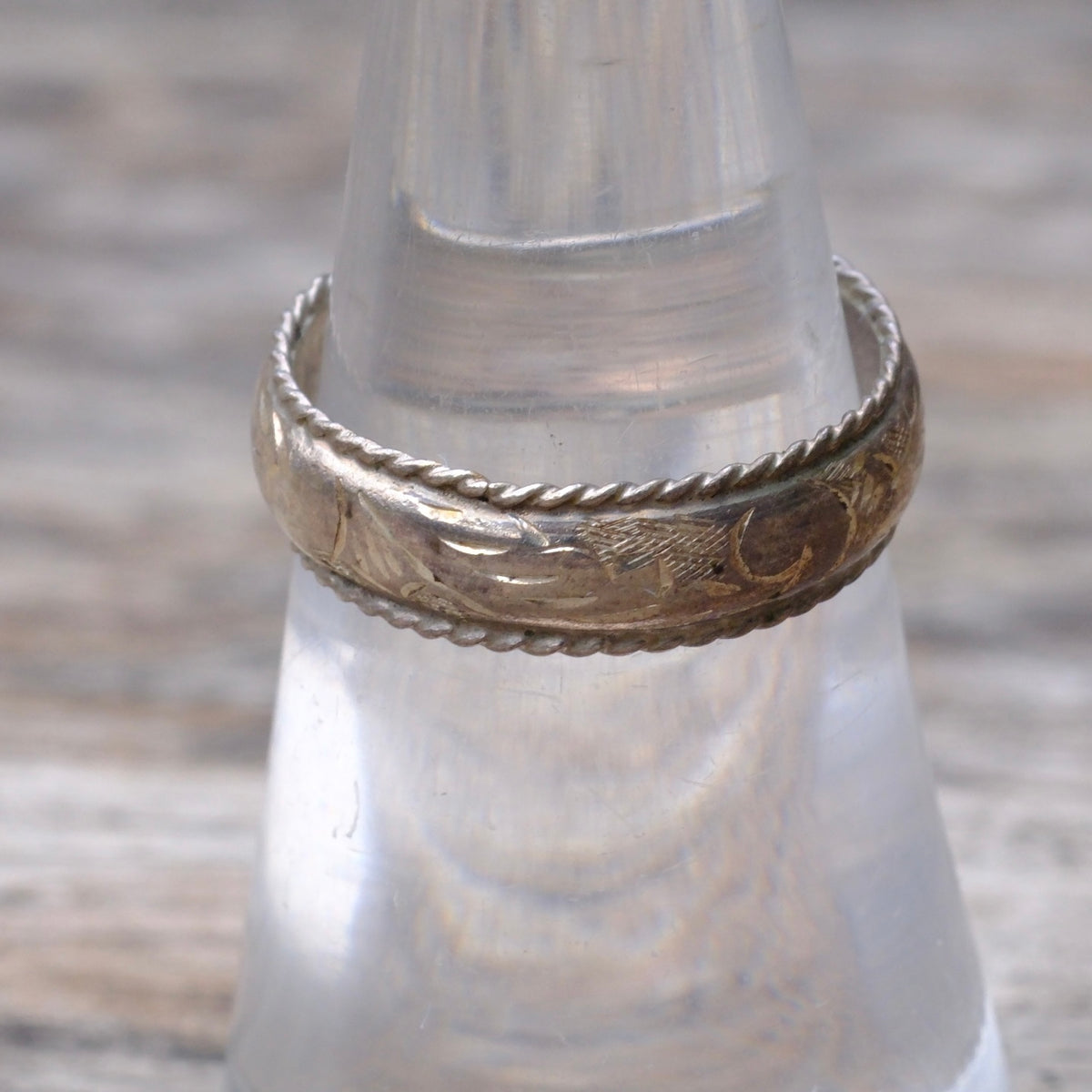 Vintage Sterling Scroll Band Ring 6.75