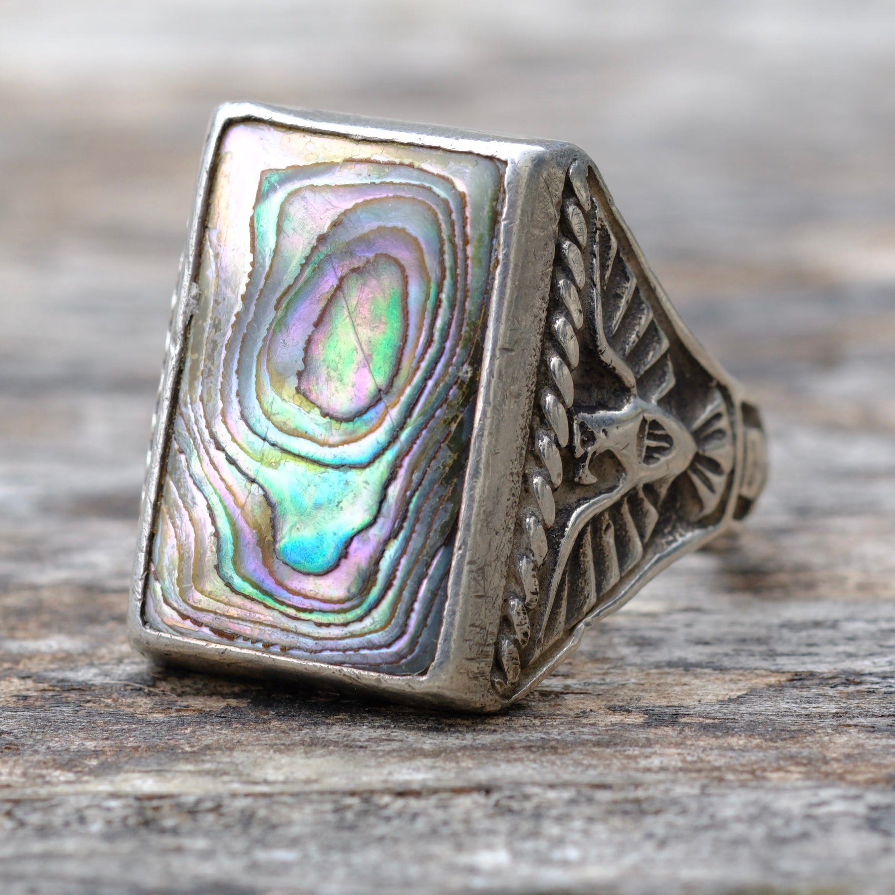 Vintage Sterling Abalone Thunderbird Trading Post Ring 10