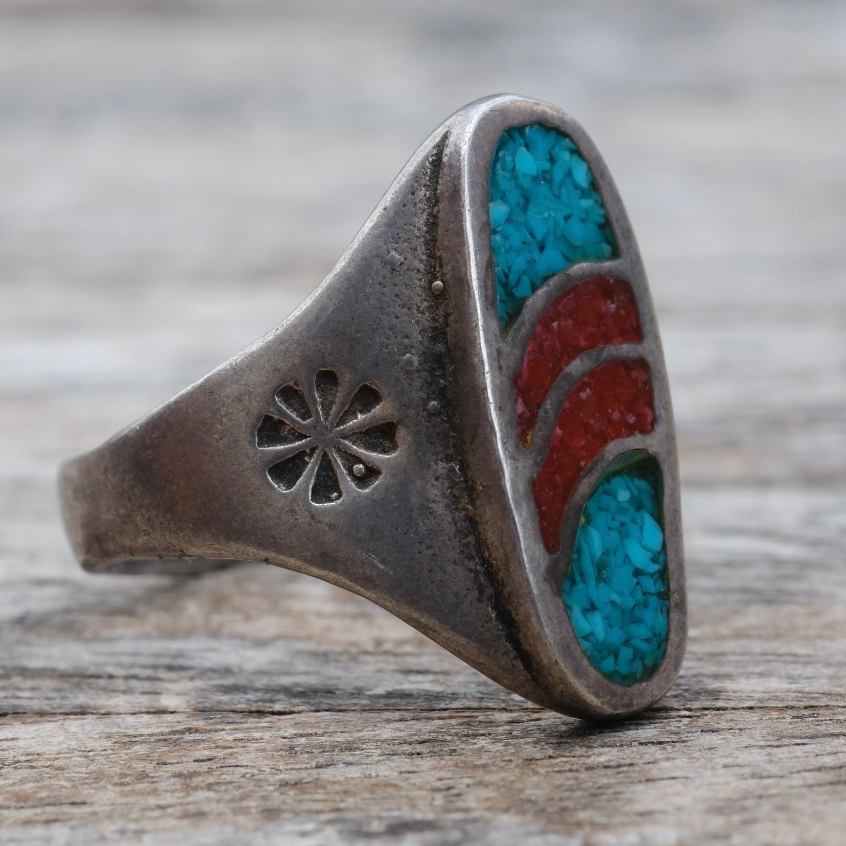 Vintage Sterling Crushed Turquoise and Coral Stamped Band Ring 11.5