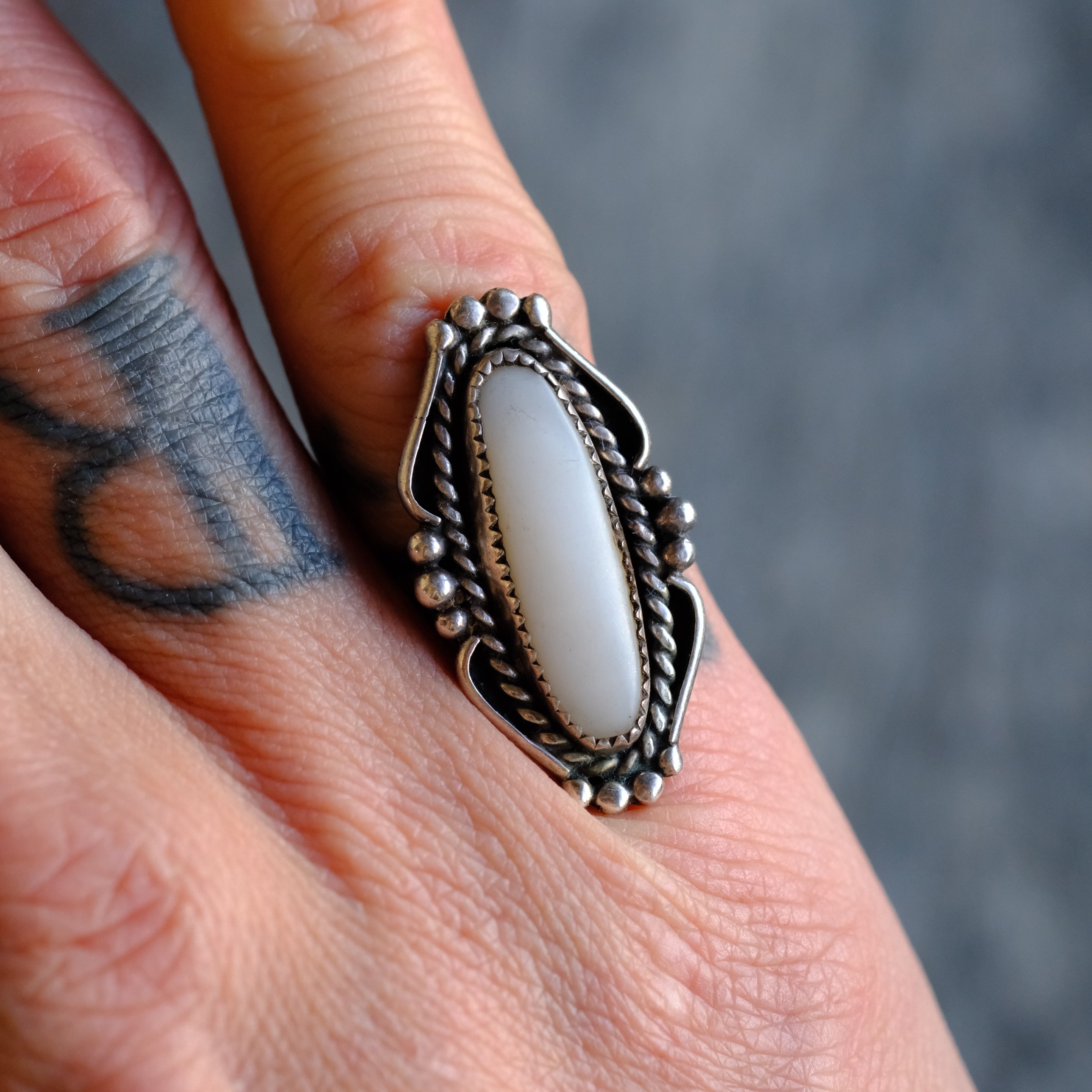 Vintage Sterling Mother Of Pearl Ring 5.25