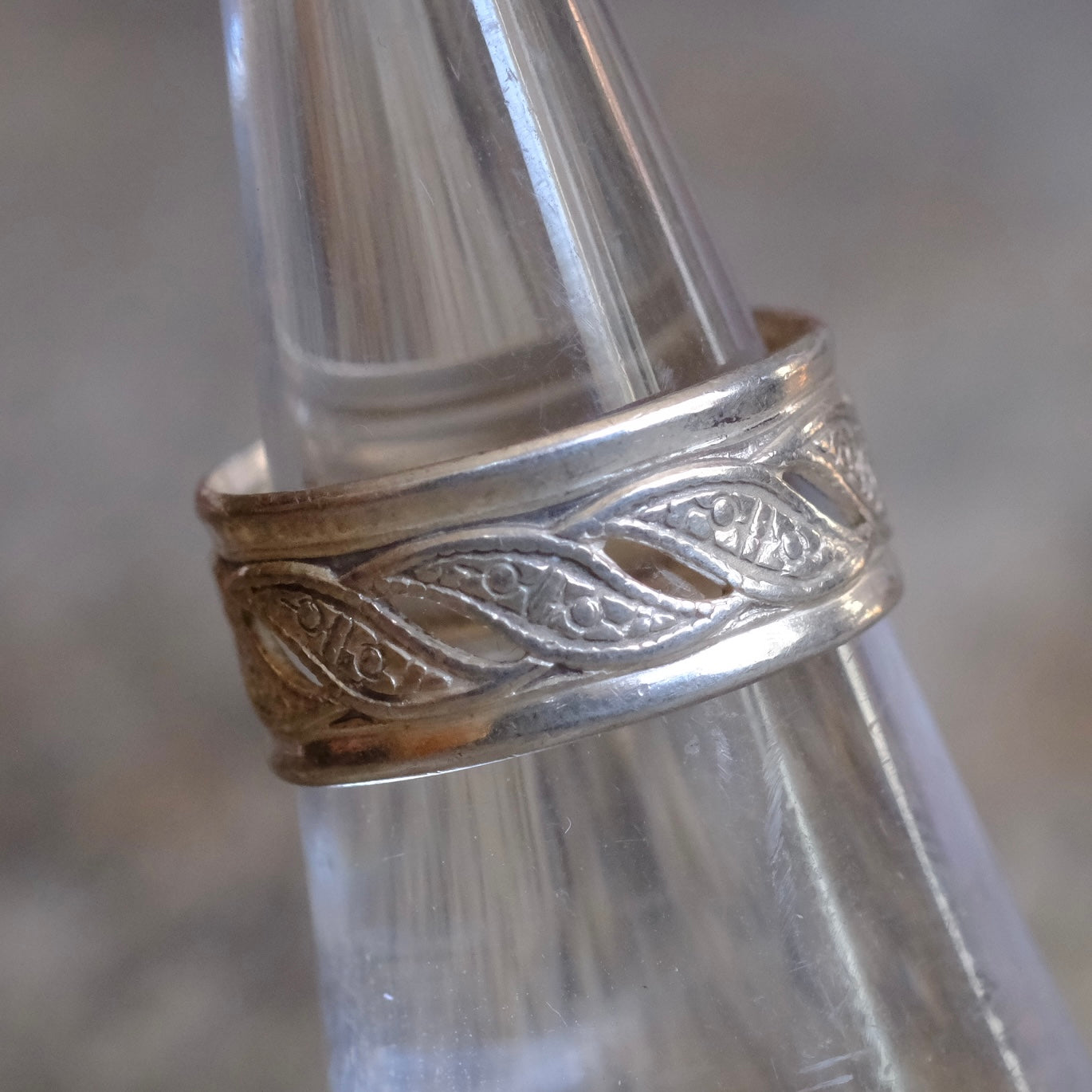Vintage Sterling Silver Band Ring 6