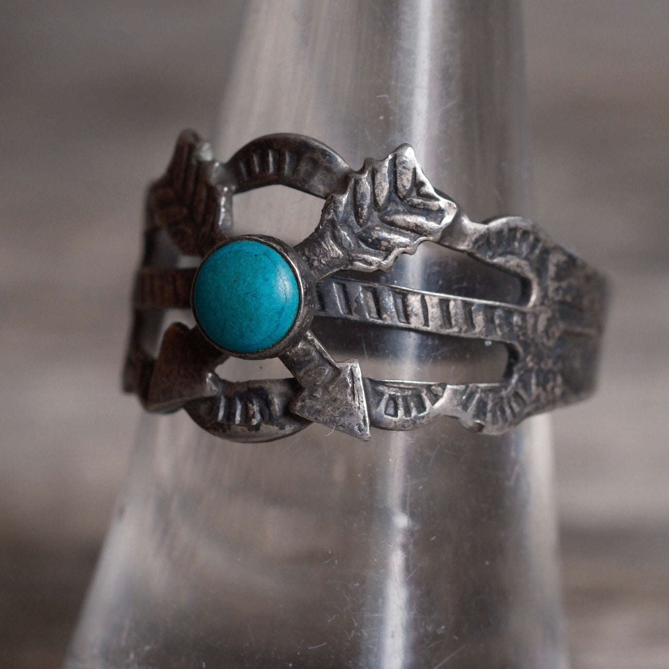 Vintage Sterling Turquoise Stamped Arrows Ring 7.5