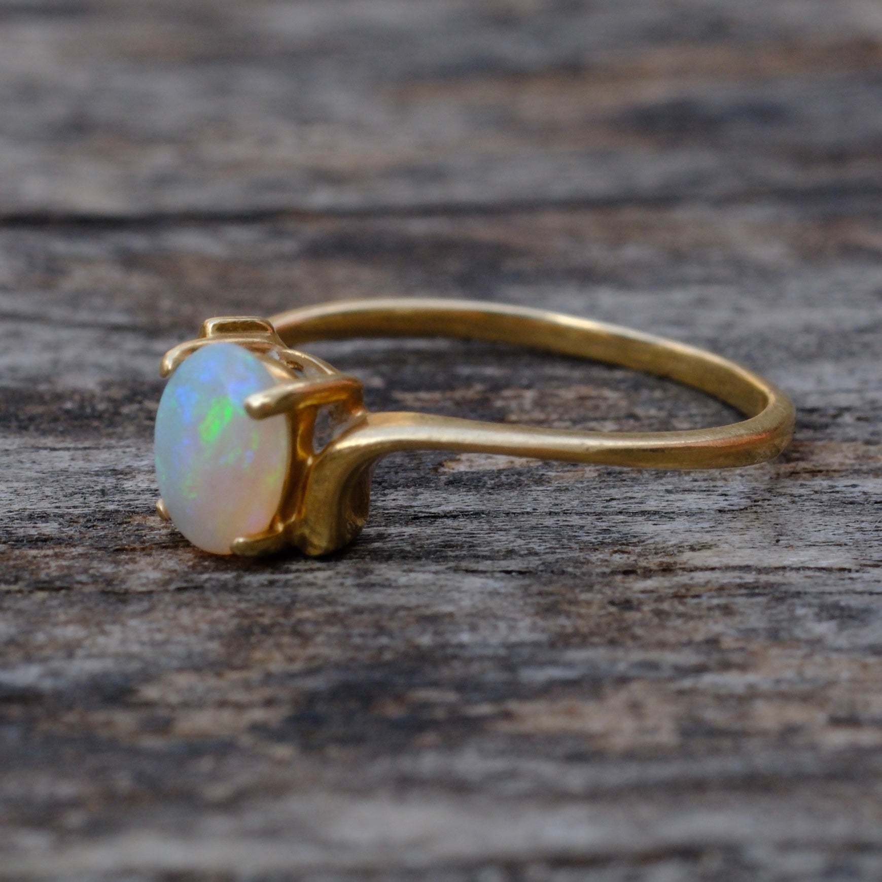 Vintage 14K Gold Opal Ring 4.75