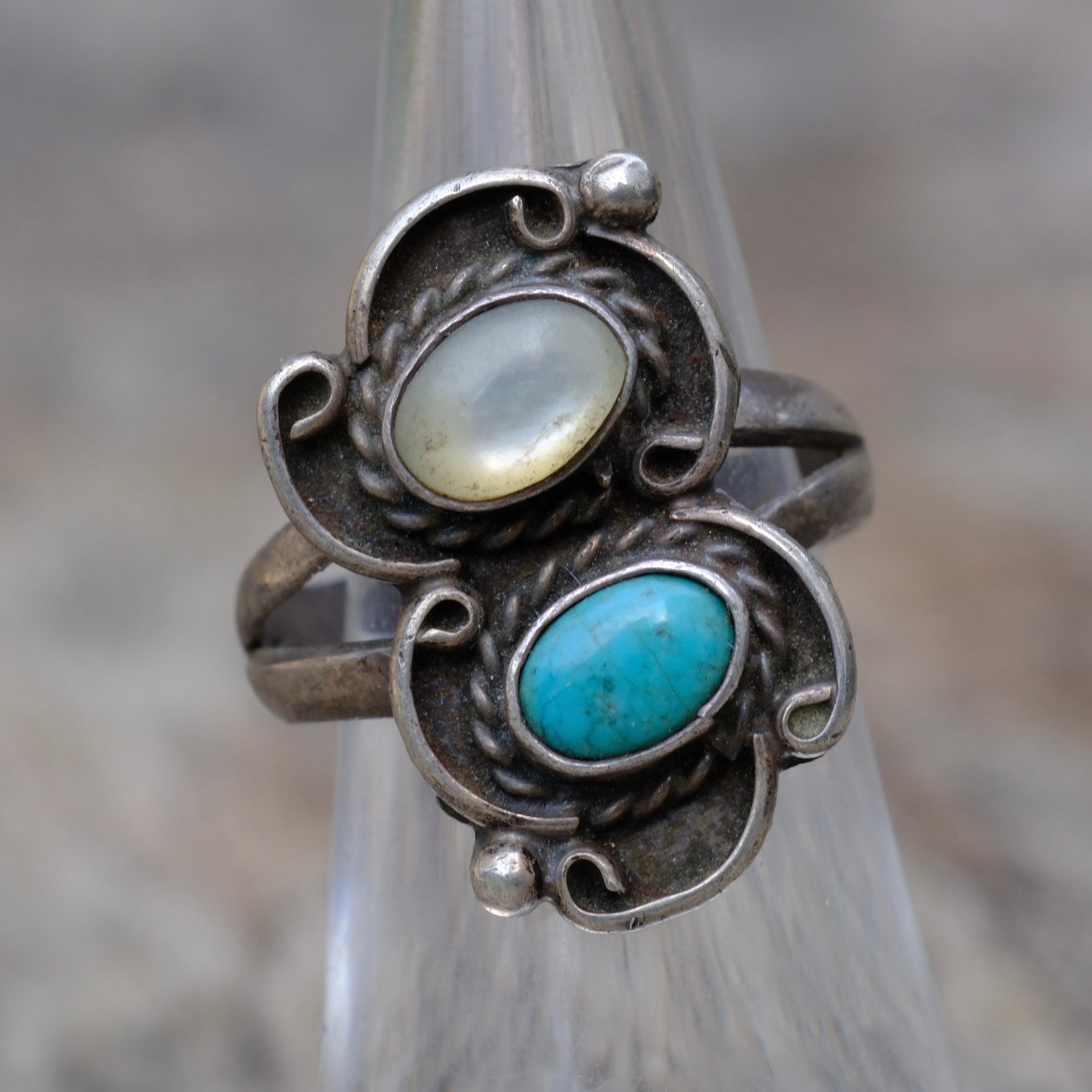 Vintage Sterling Turquoise and Mother Of Pearl Ring 6.5