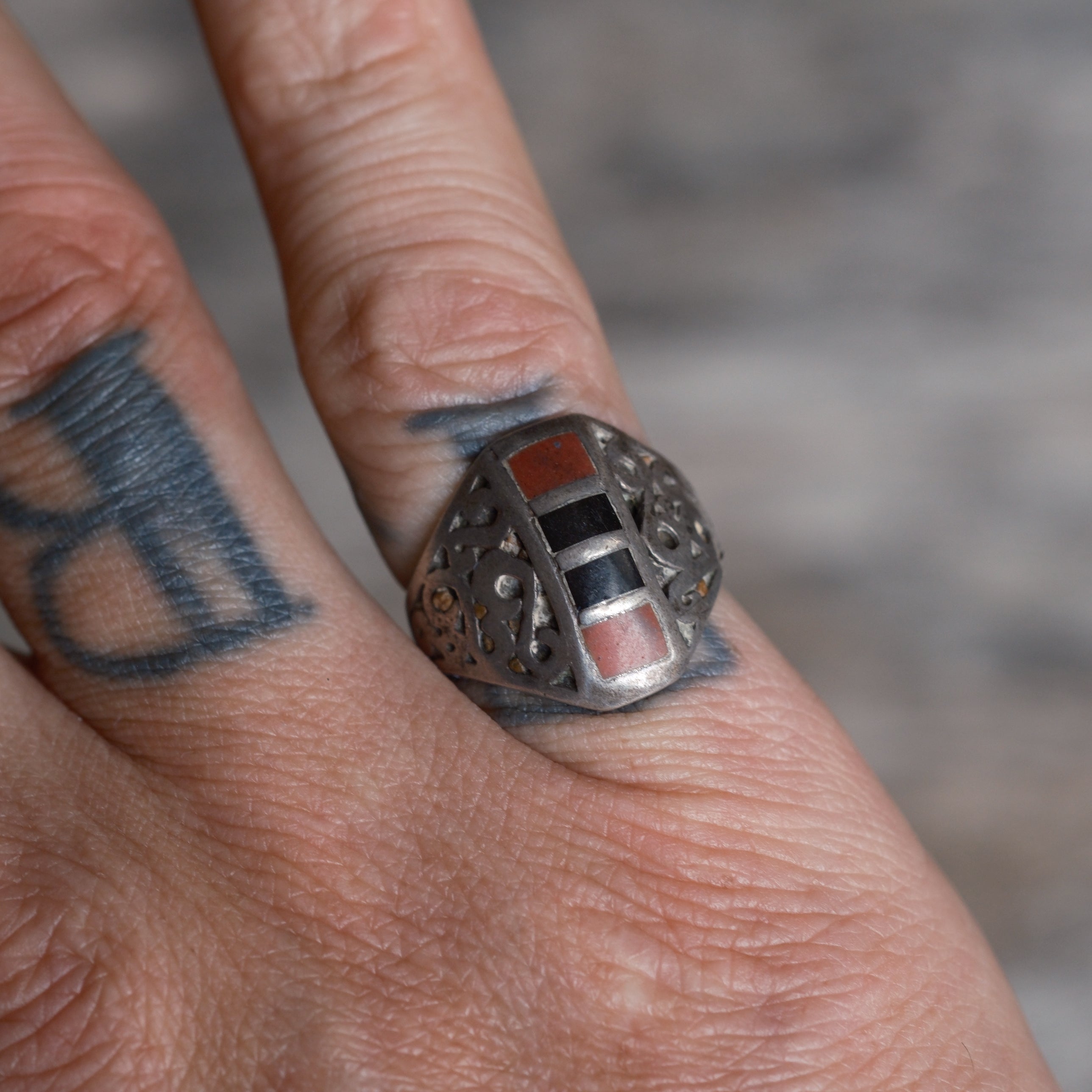 Vintage Sterling Inlay Ring 6