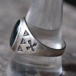 Vintage Sterling Abalone Stamped Arrows Ring 11.25