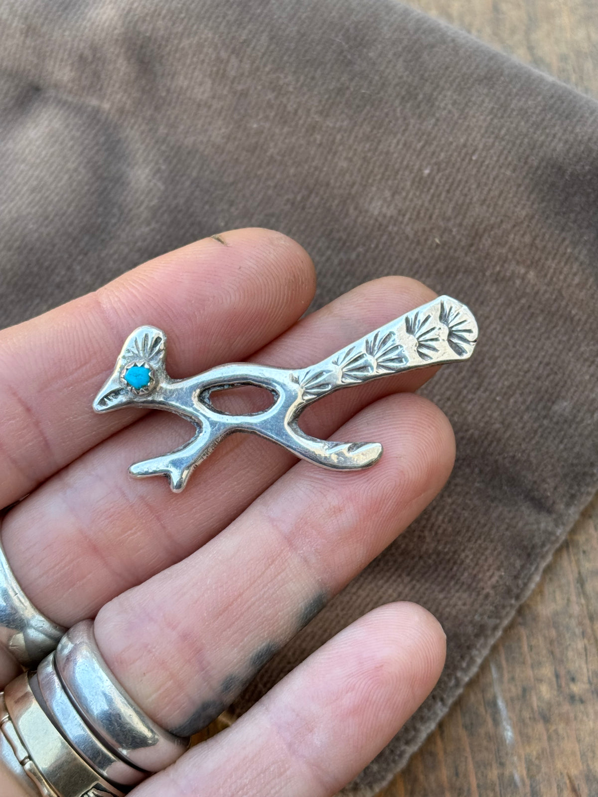 Vintage Sterling Silver Turquoise Sandcast Roadrunner Pin