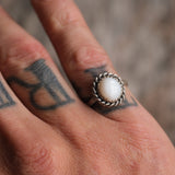 Vintage Sterling Mother Of Pearl Ring 6